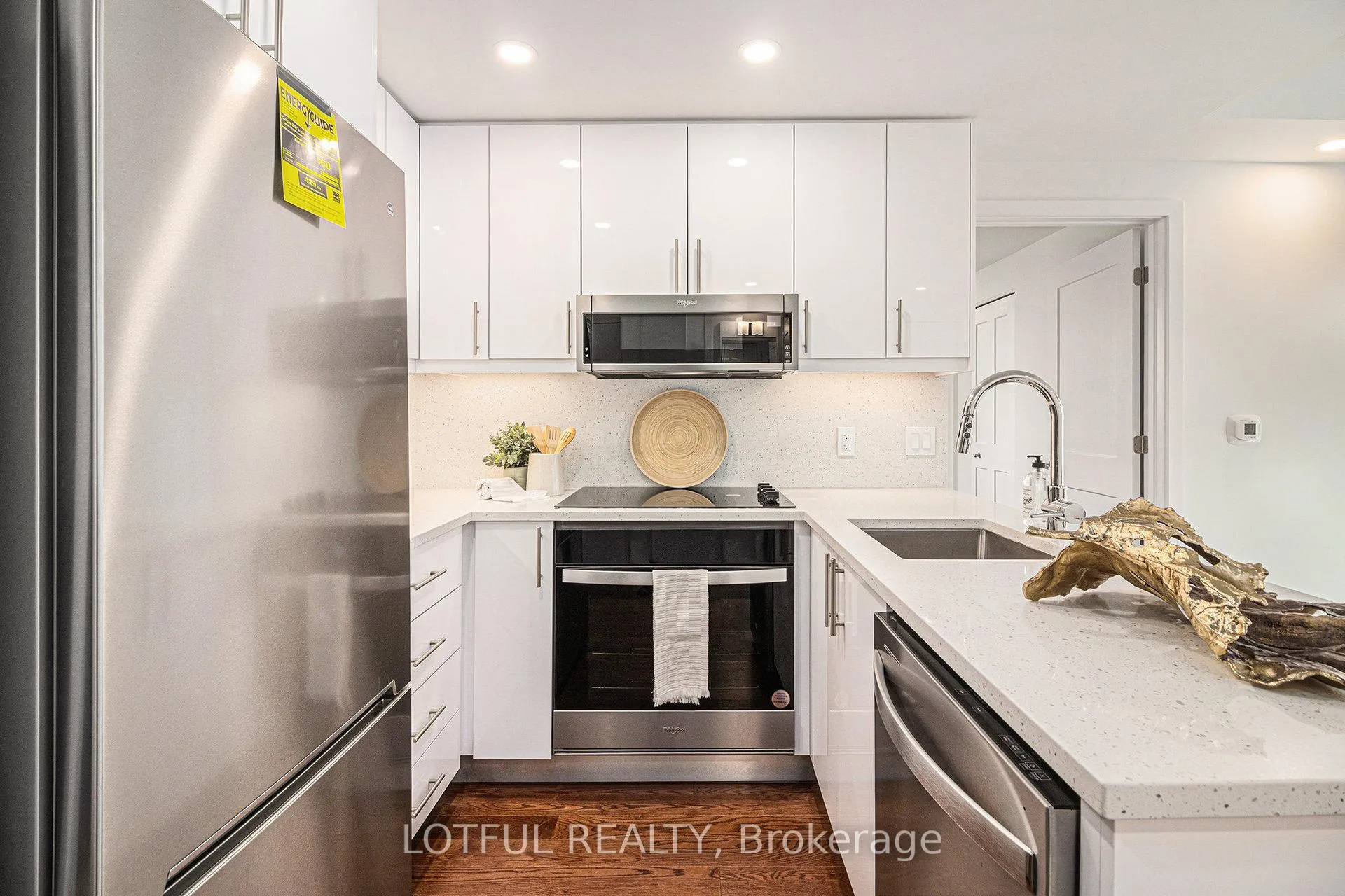 Photo 12 of Unit 2007, 180 George Street, Ottawa, Lower Town/Byward Market — HOMEH
