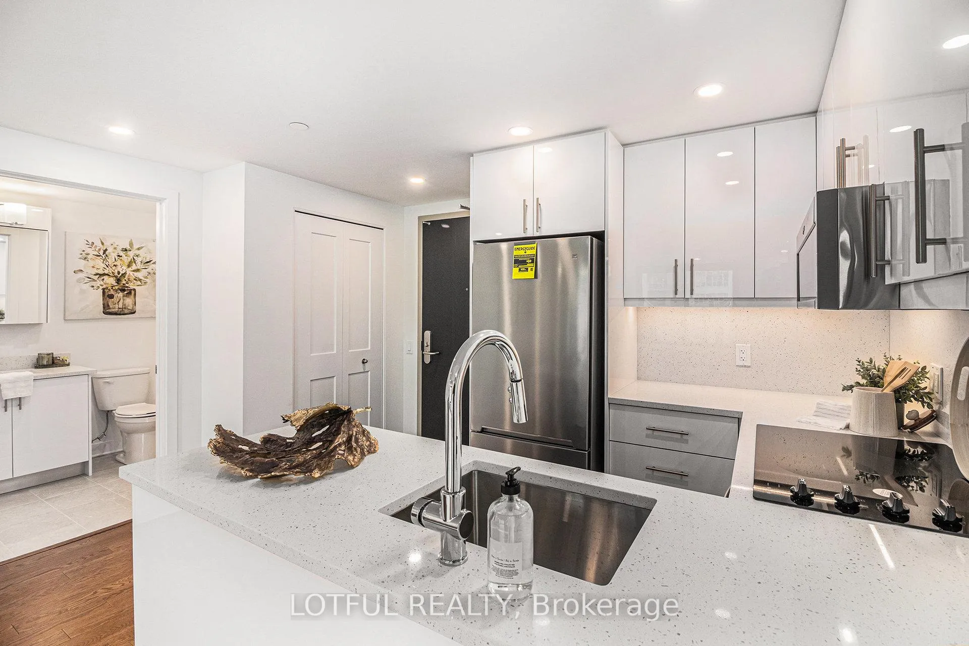 Photo 13 of Unit 2007, 180 George Street, Ottawa, Lower Town/Byward Market — HOMEH
