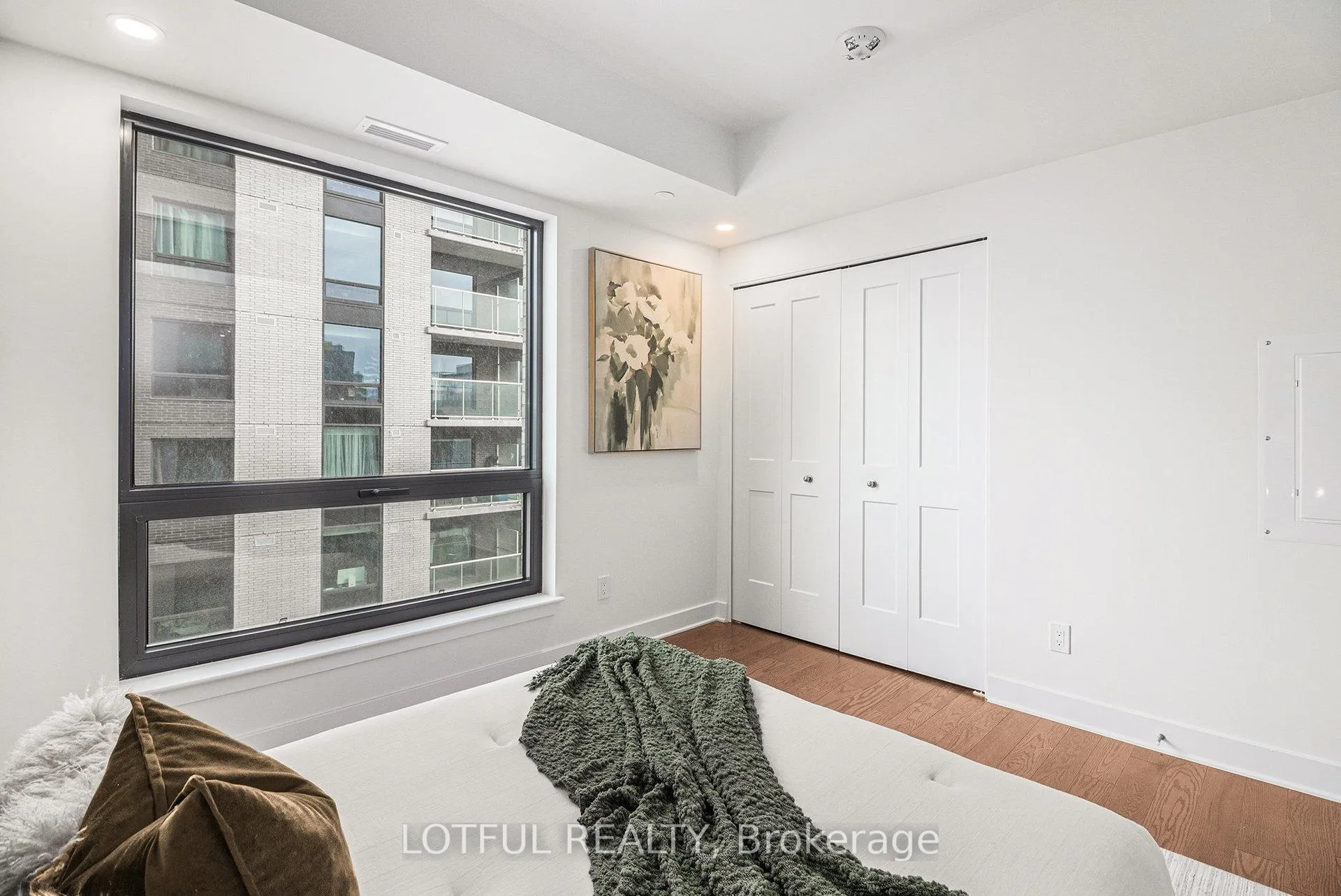 Photo 16 of Unit 2007, 180 George Street, Ottawa, Lower Town/Byward Market — HOMEH