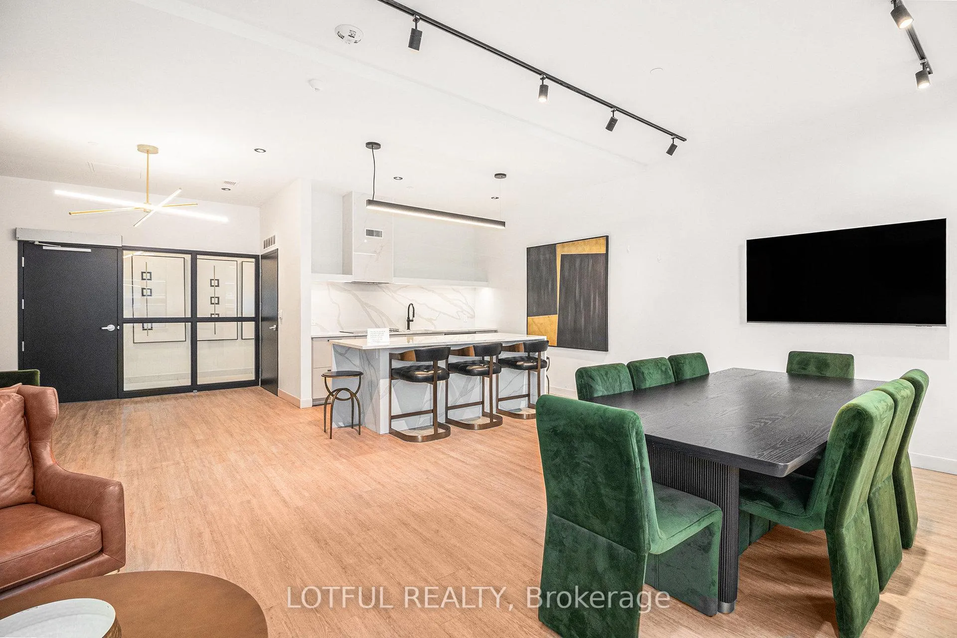 Photo 23 of Unit 2007, 180 George Street, Ottawa, Lower Town/Byward Market — HOMEH