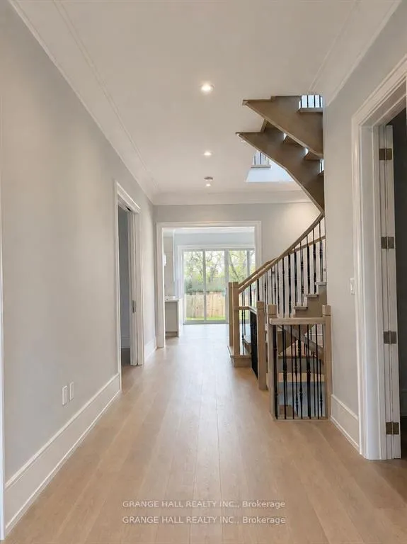 Photo 5 of 16 Barker Avenue, Etobicoke, Thistletown-Beaumonde Heights — HOMEH