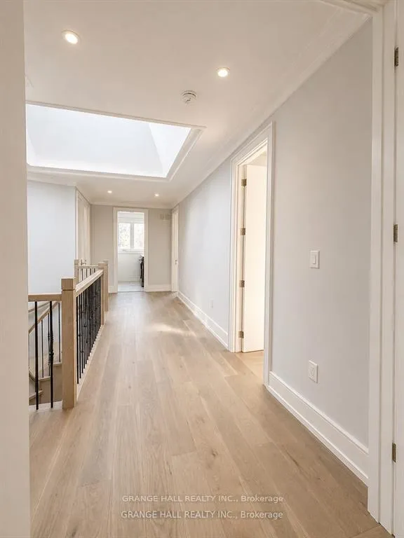 Photo 18 of 16 Barker Avenue, Etobicoke, Thistletown-Beaumonde Heights — HOMEH