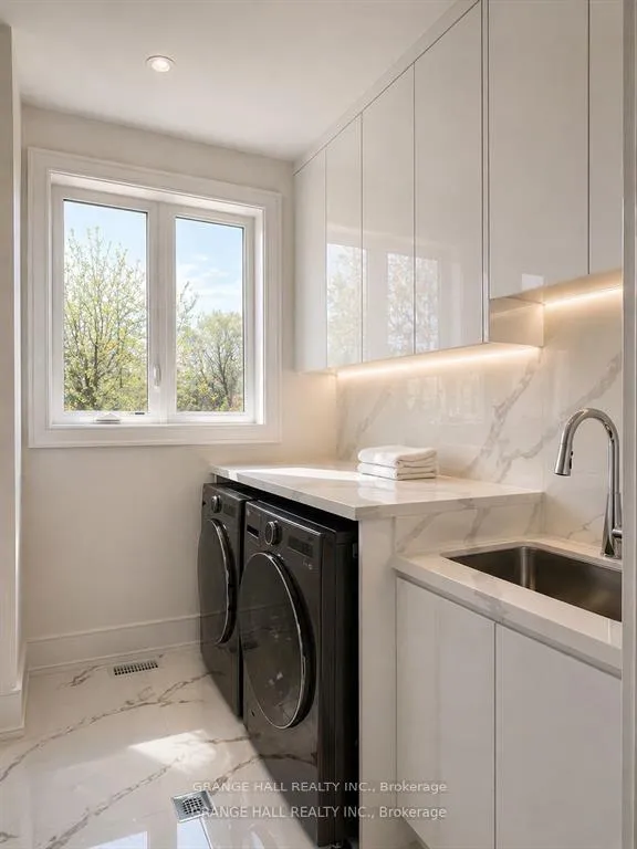Photo 28 of 16 Barker Avenue, Etobicoke, Thistletown-Beaumonde Heights — HOMEH
