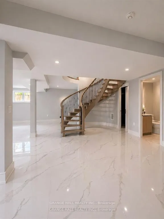 Photo 37 of 16 Barker Avenue, Etobicoke, Thistletown-Beaumonde Heights — HOMEH