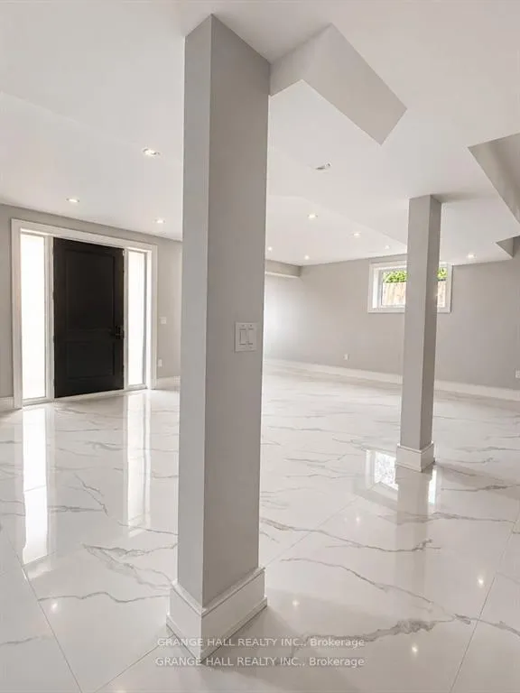 Photo 39 of 16 Barker Avenue, Etobicoke, Thistletown-Beaumonde Heights — HOMEH