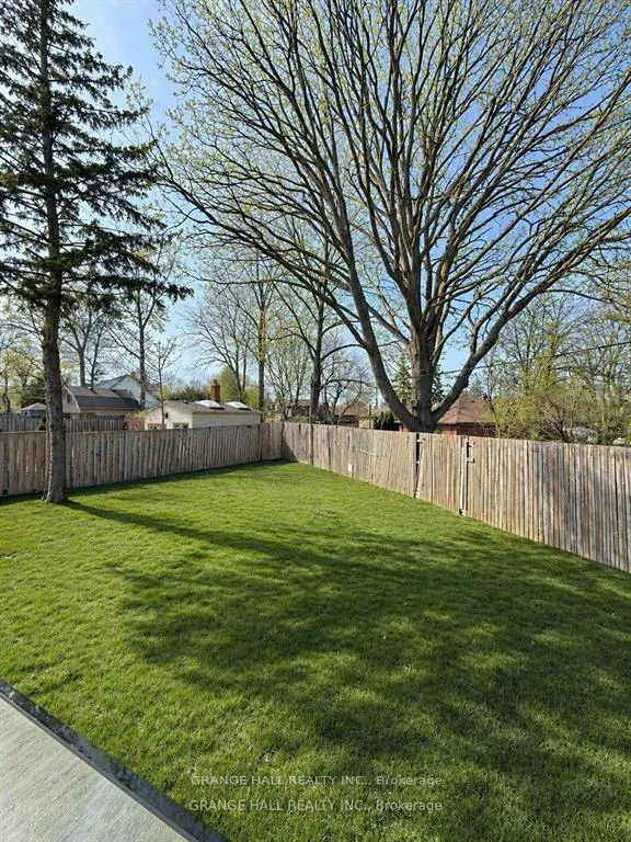 Photo 45 of 16 Barker Avenue, Etobicoke, Thistletown-Beaumonde Heights — HOMEH