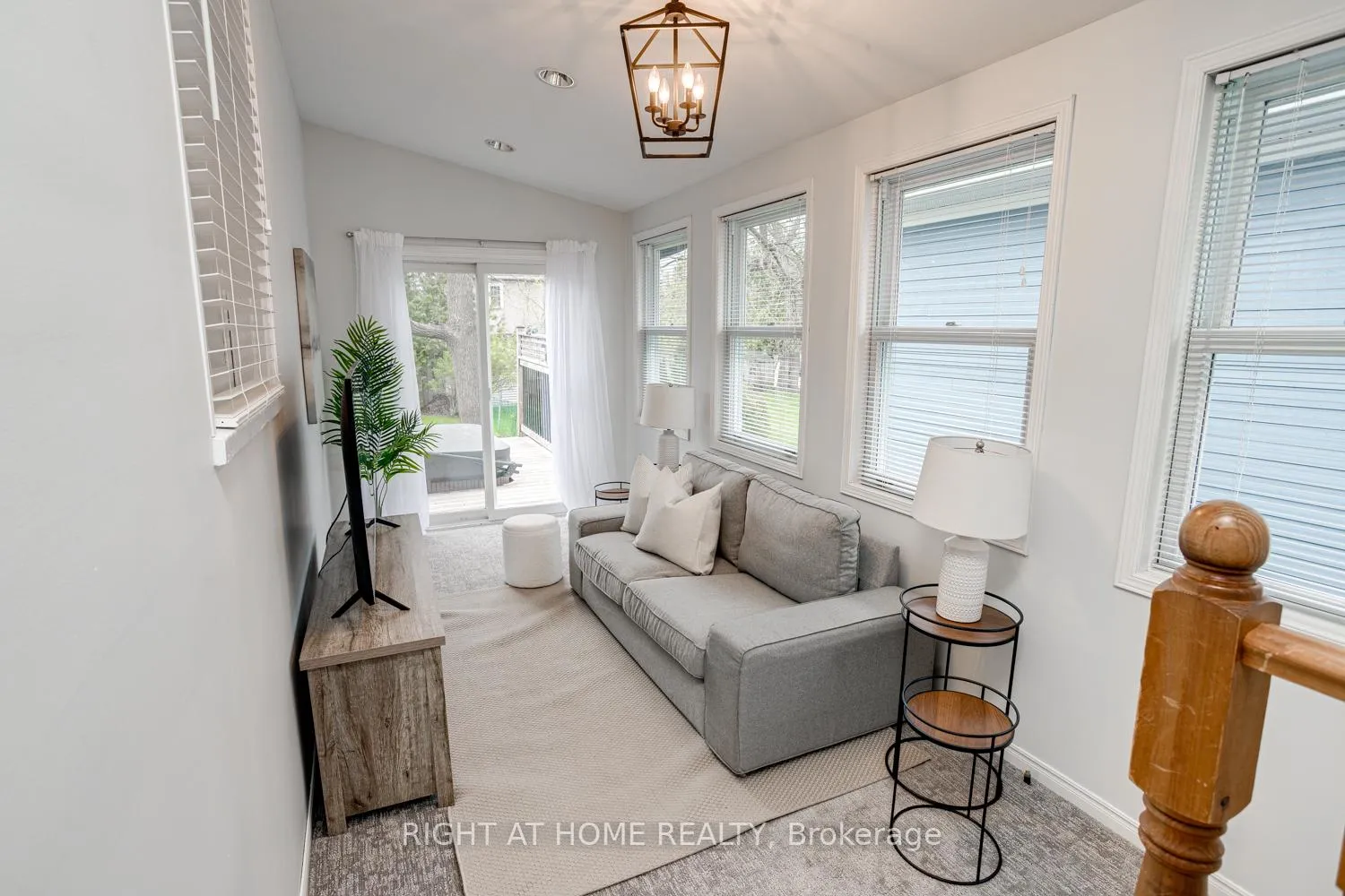 Photo 12 of 51 Caleb Street, Scugog, Port Perry — HOMEH
