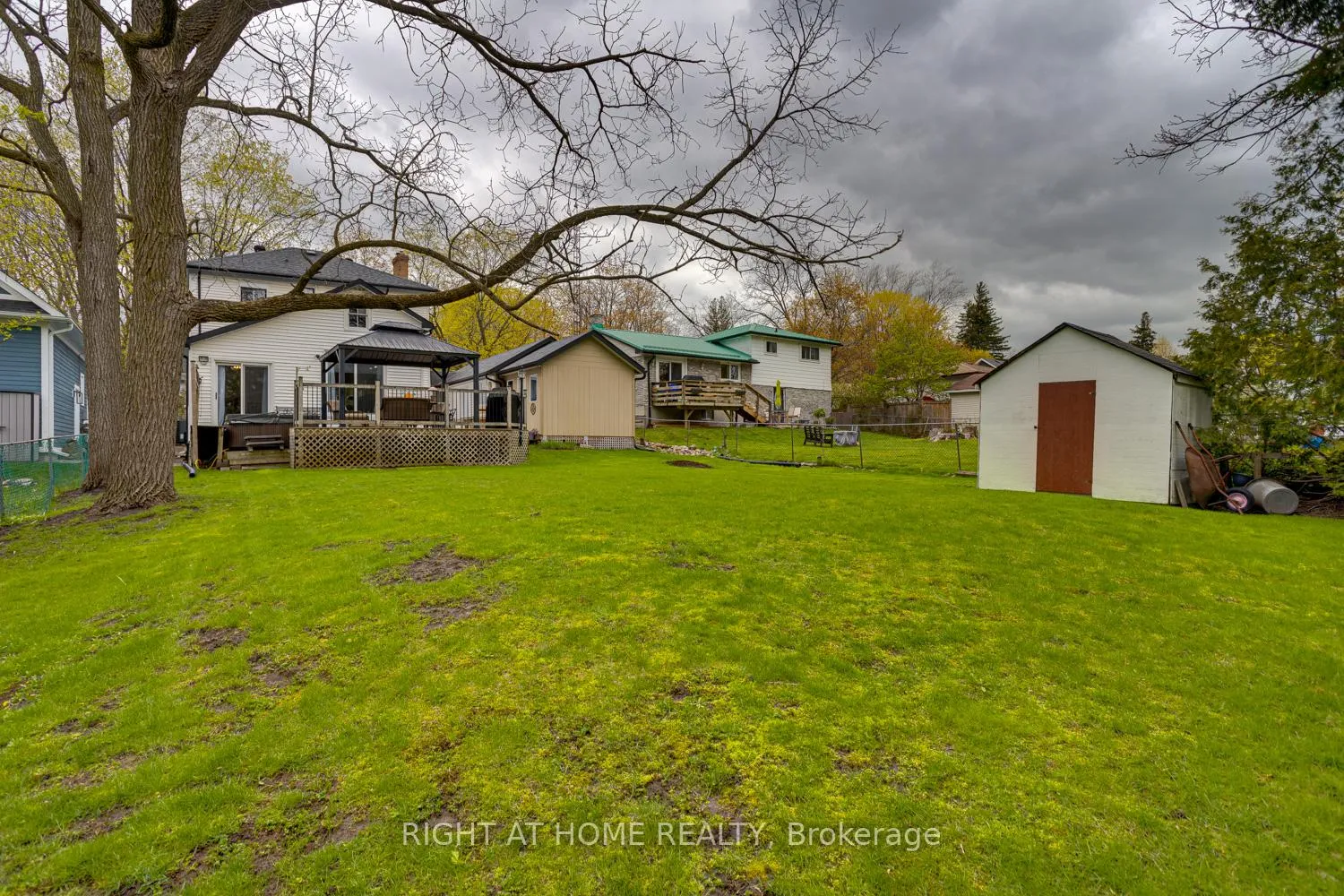 Photo 26 of 51 Caleb Street, Scugog, Port Perry — HOMEH