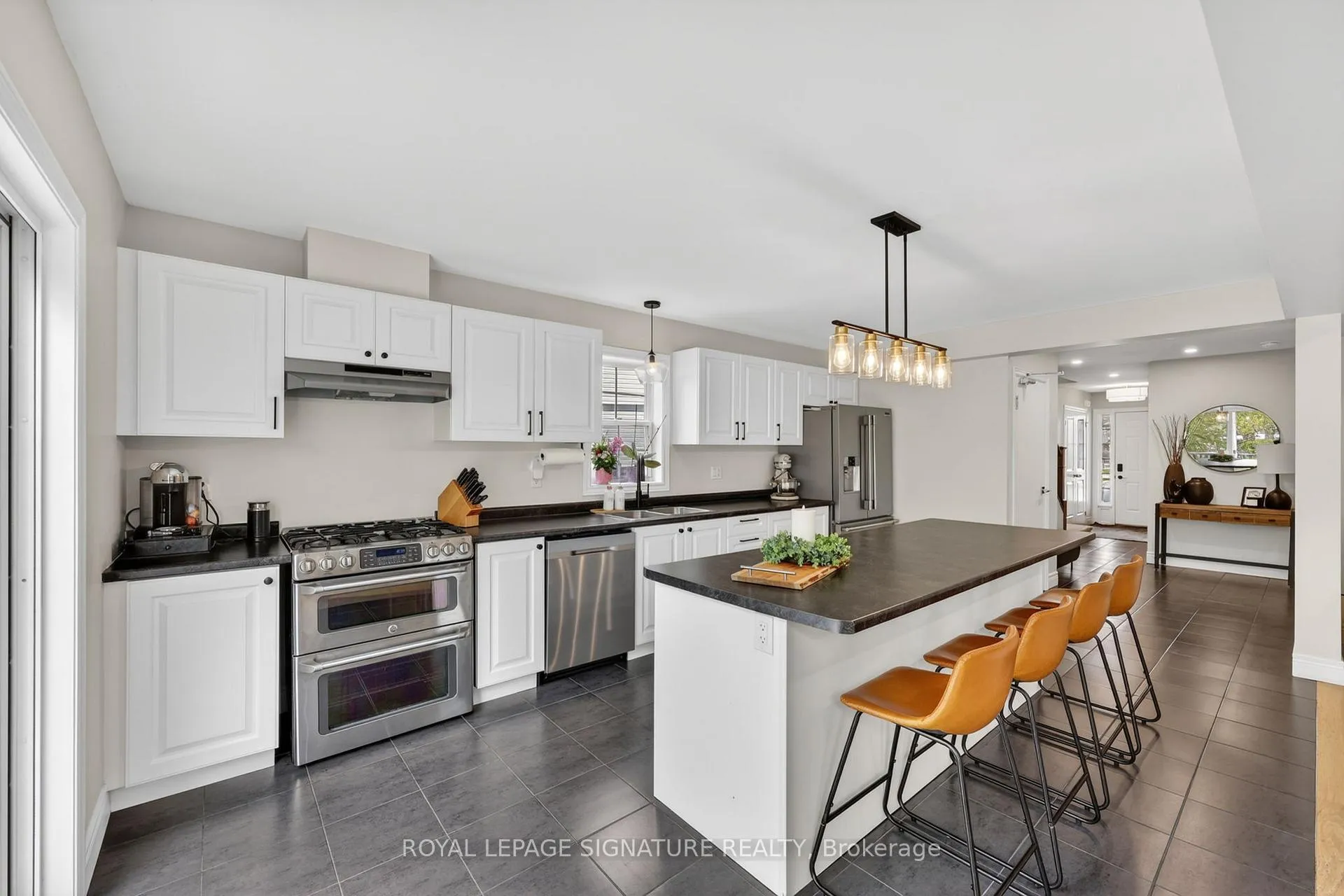Photo 5 of 340 Wild Rose Drive, Gravenhurst, Muskoka (S) — HOMEH