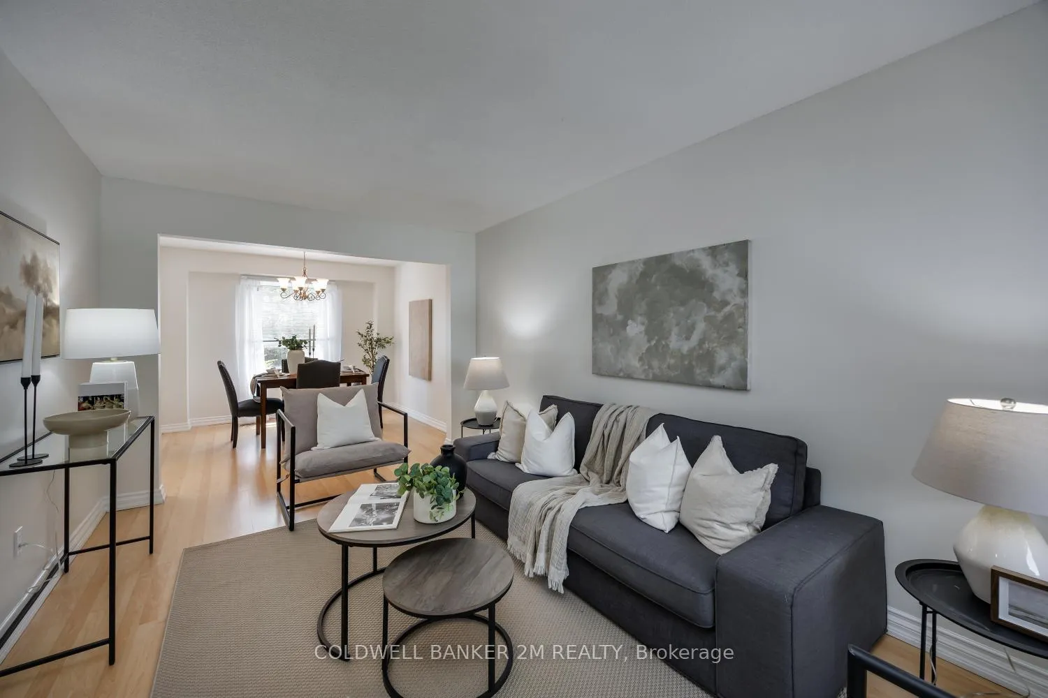 Photo 5 of 11 Yorkville Drive, Clarington, Courtice — HOMEH