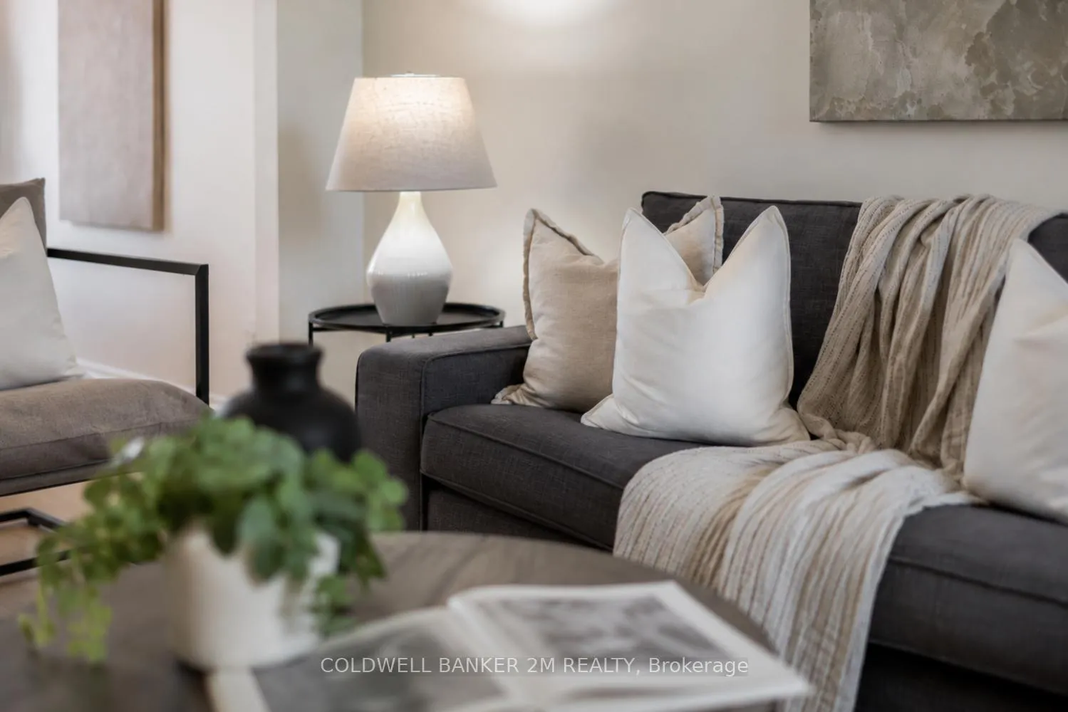 Photo 6 of 11 Yorkville Drive, Clarington, Courtice — HOMEH