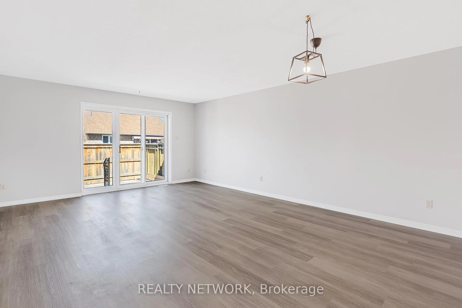 Photo 5 of Unit 54, 122 Bunting Road, St. Catharines, E. Chester — HOMEH