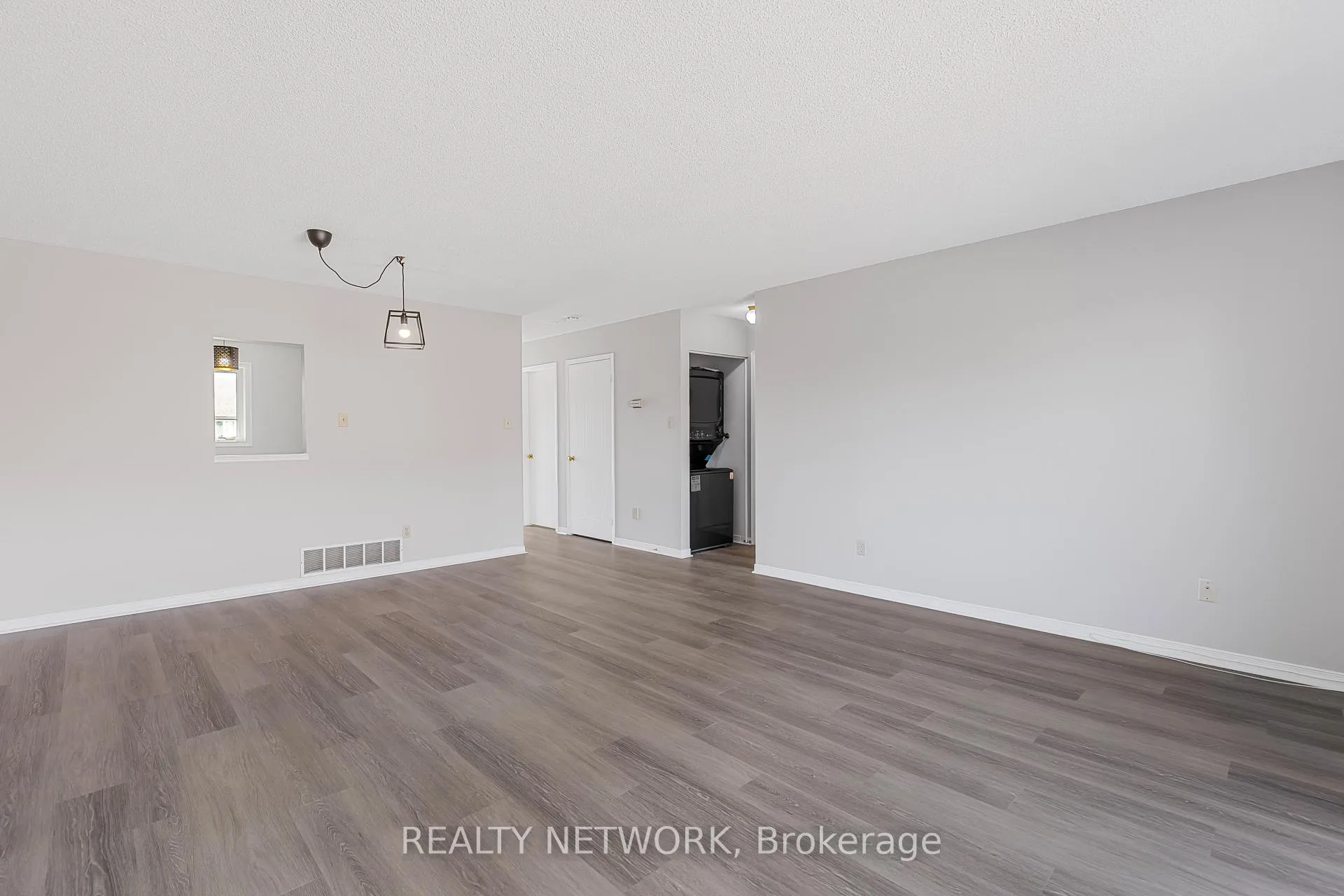 Photo 7 of Unit 54, 122 Bunting Road, St. Catharines, E. Chester — HOMEH