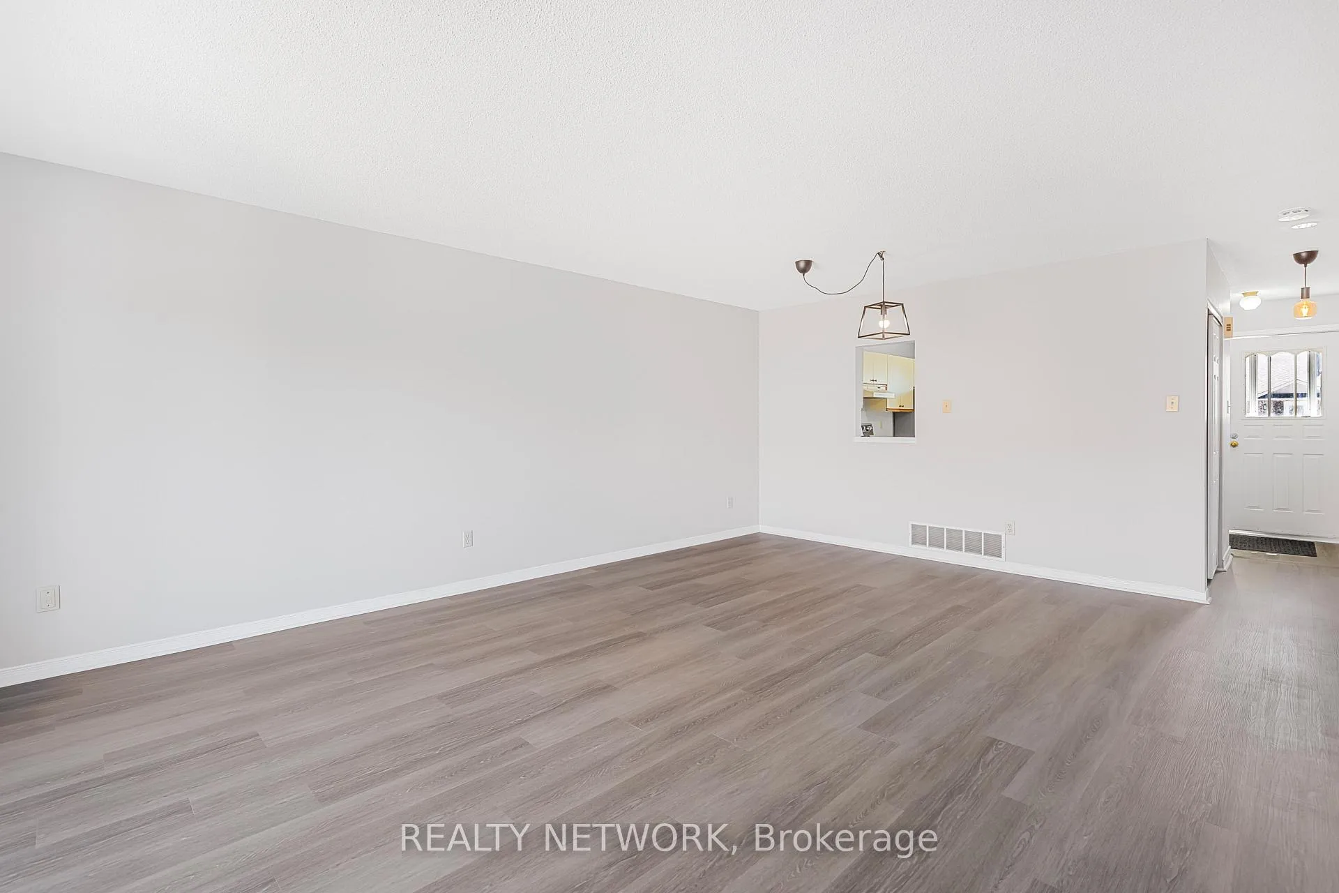 Photo 8 of Unit 54, 122 Bunting Road, St. Catharines, E. Chester — HOMEH