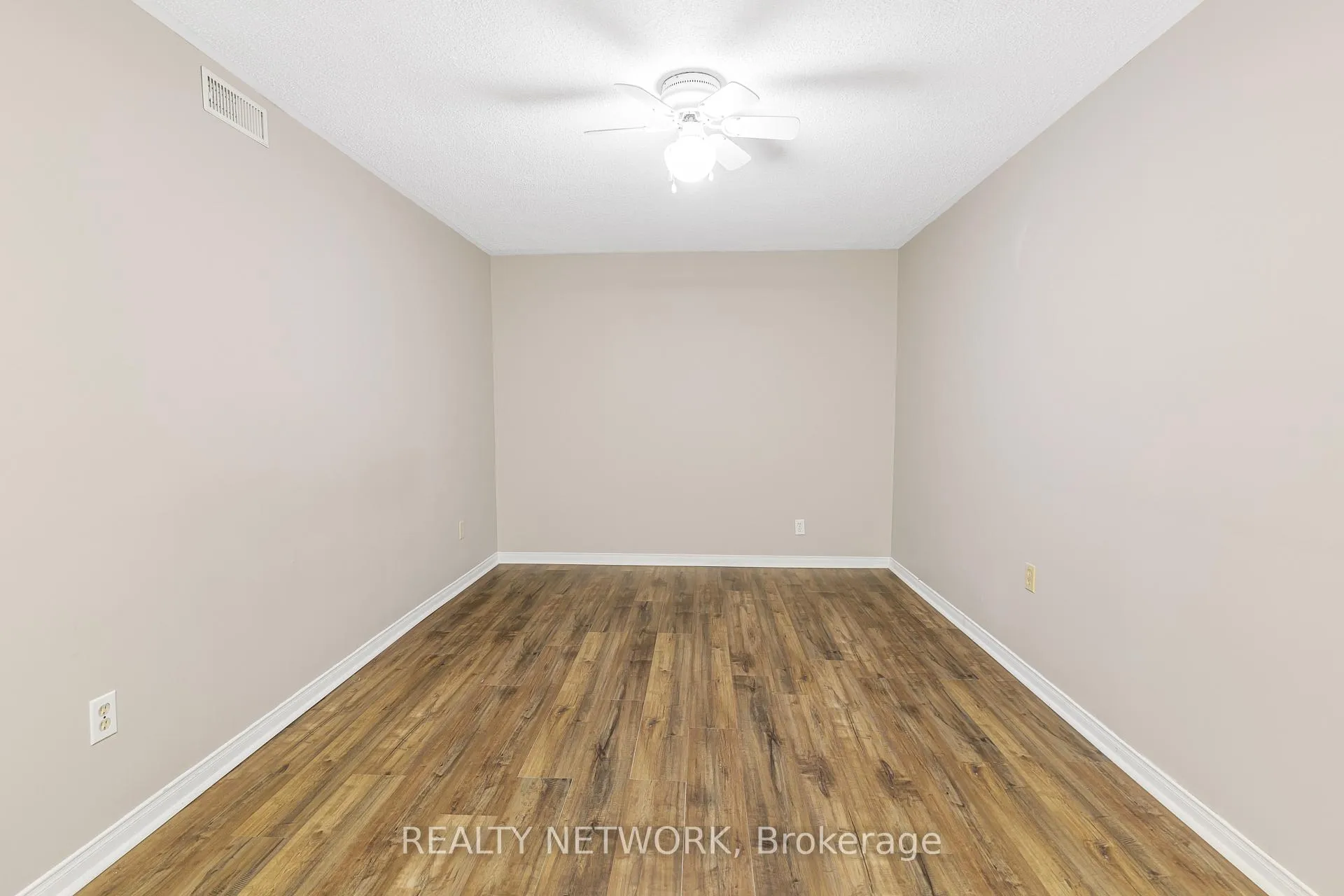 Photo 19 of Unit 54, 122 Bunting Road, St. Catharines, E. Chester — HOMEH
