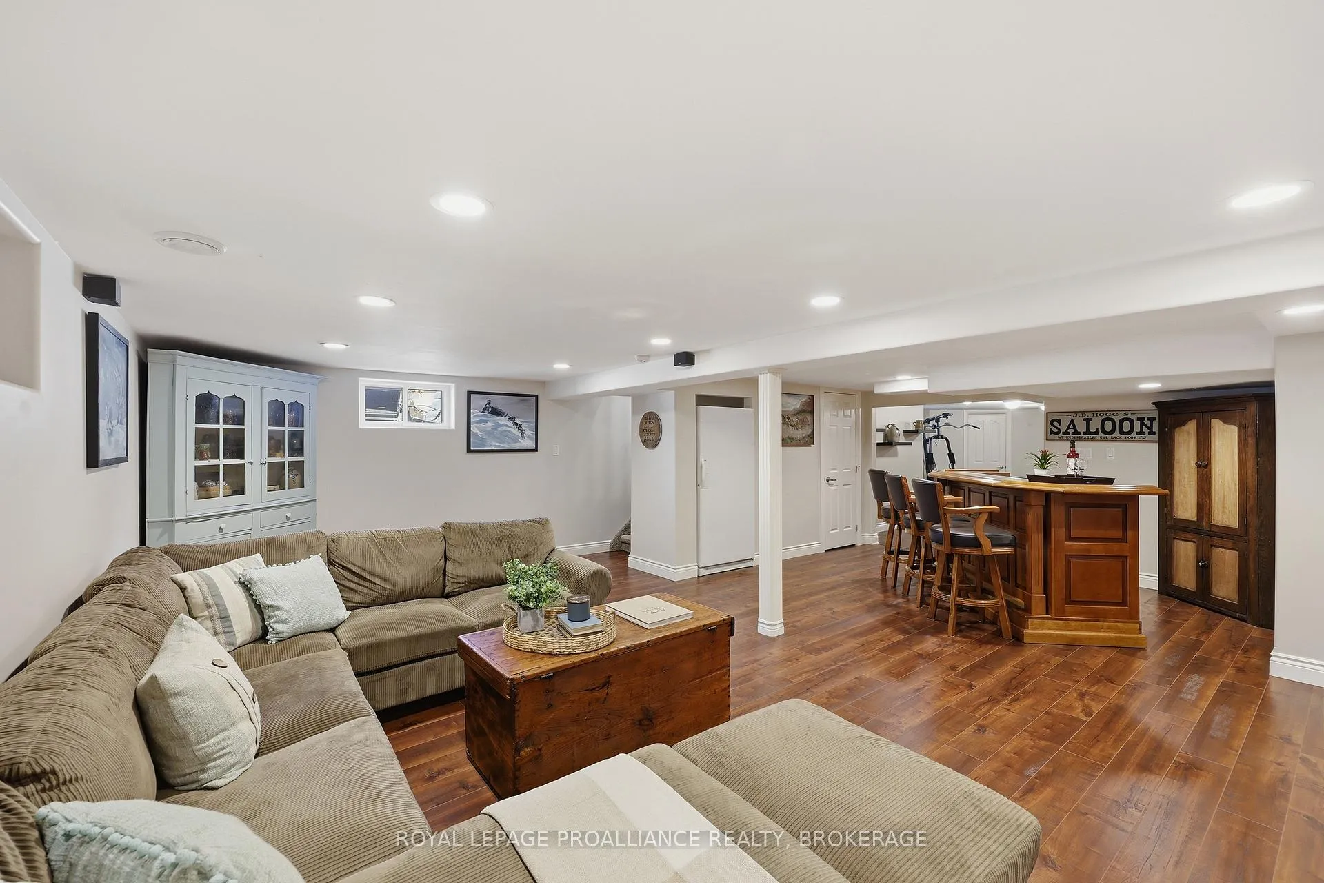 Photo 23 of 1423 Cottsmere Court, Kingston, City North of 401 — HOMEH