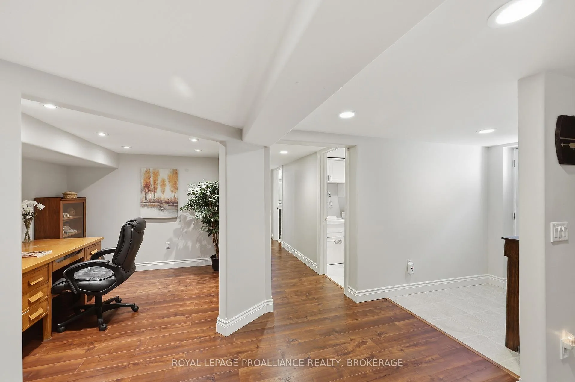 Photo 26 of 1423 Cottsmere Court, Kingston, City North of 401 — HOMEH
