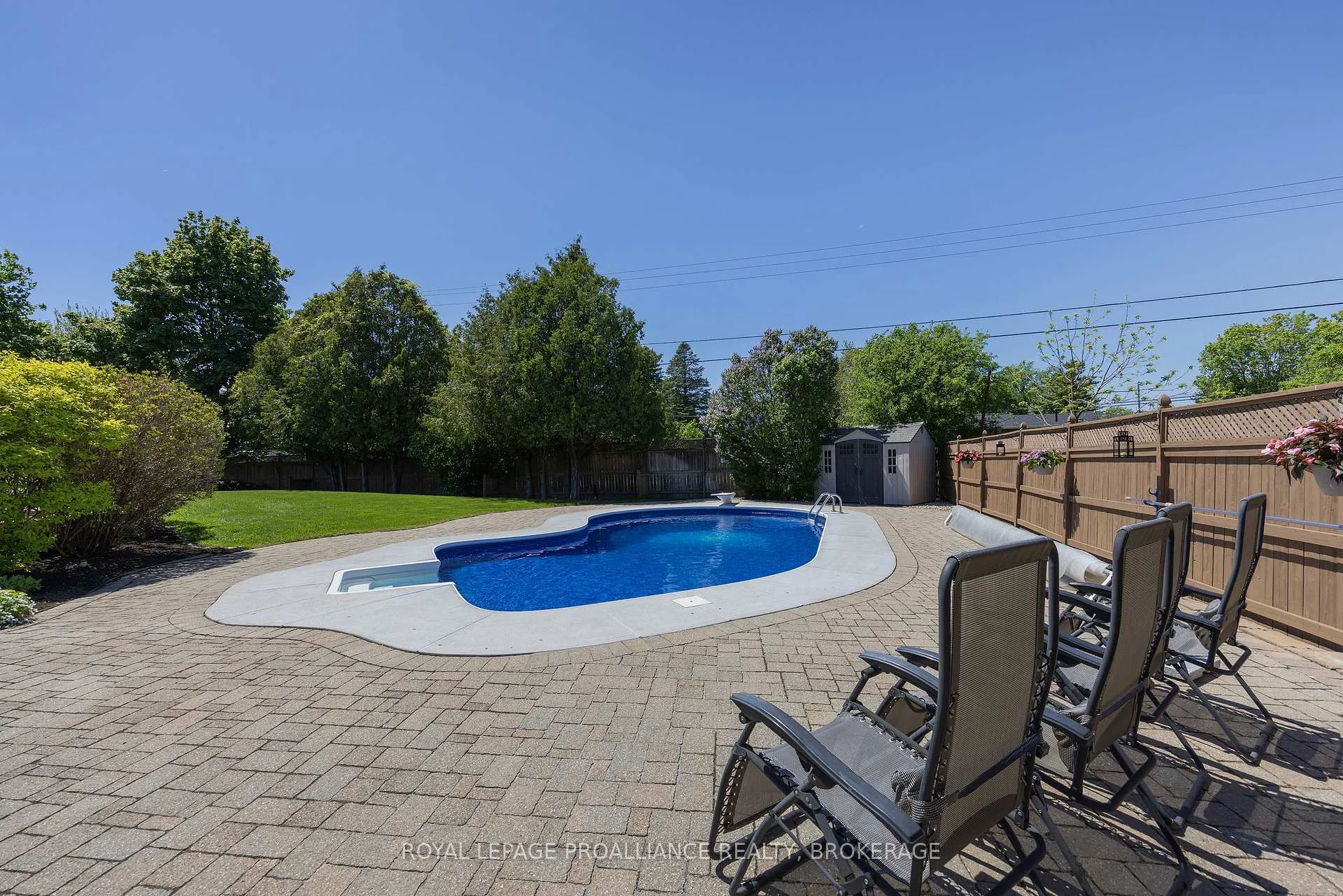 Photo 42 of 1423 Cottsmere Court, Kingston, City North of 401 — HOMEH