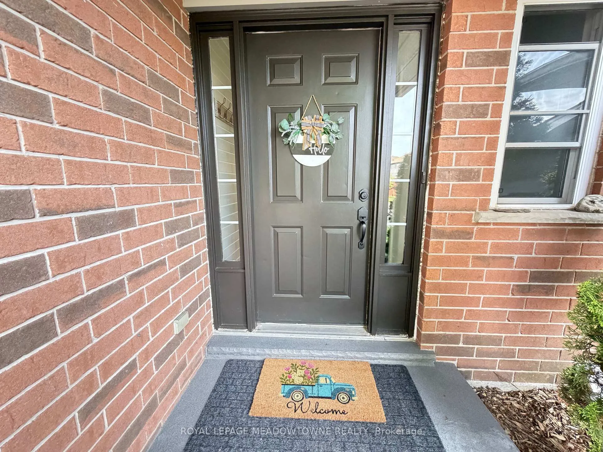 Photo 4 of 92 Chesterton Lane, Guelph, Grange Road — HOMEH