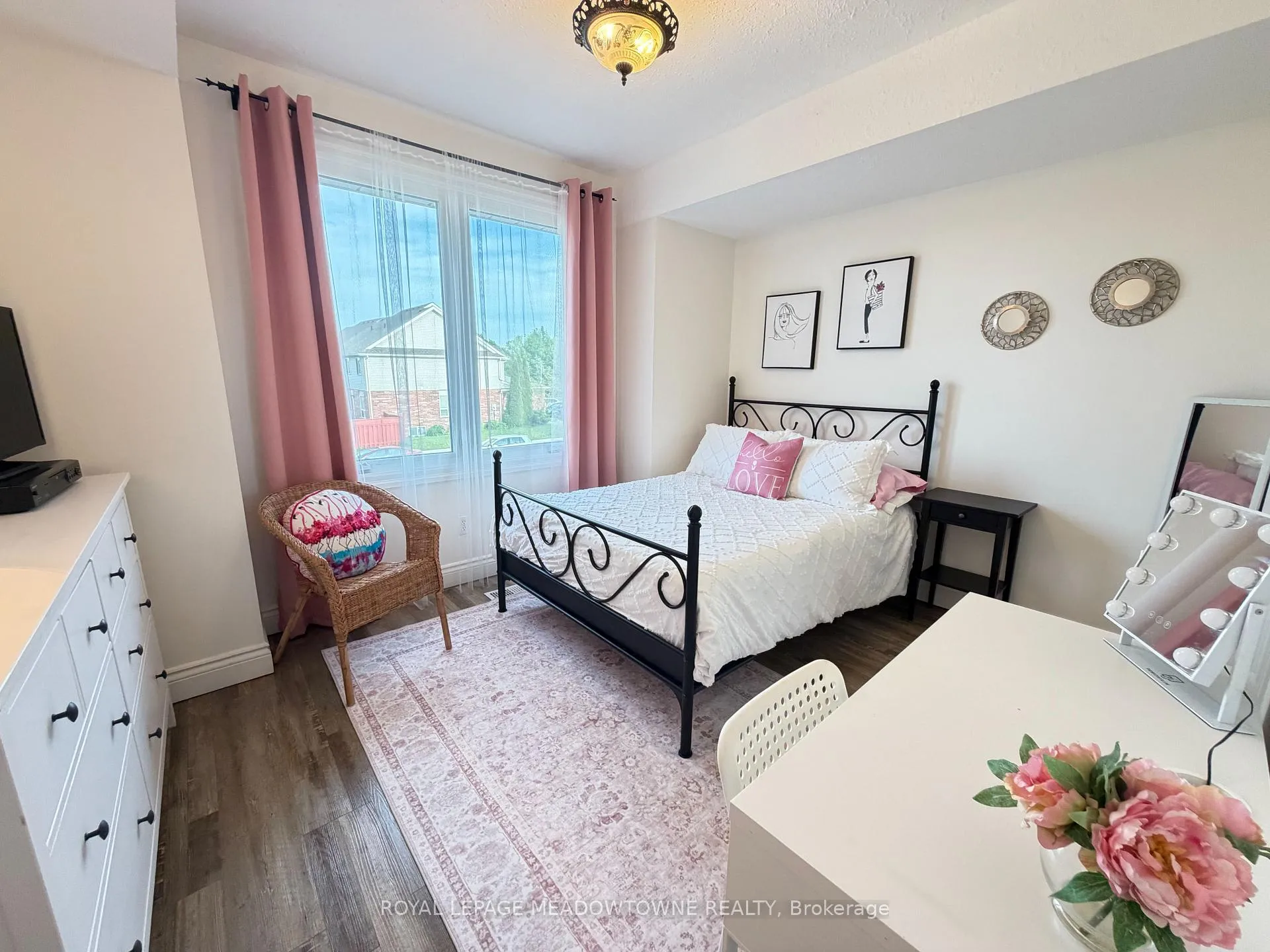 Photo 30 of 92 Chesterton Lane, Guelph, Grange Road — HOMEH