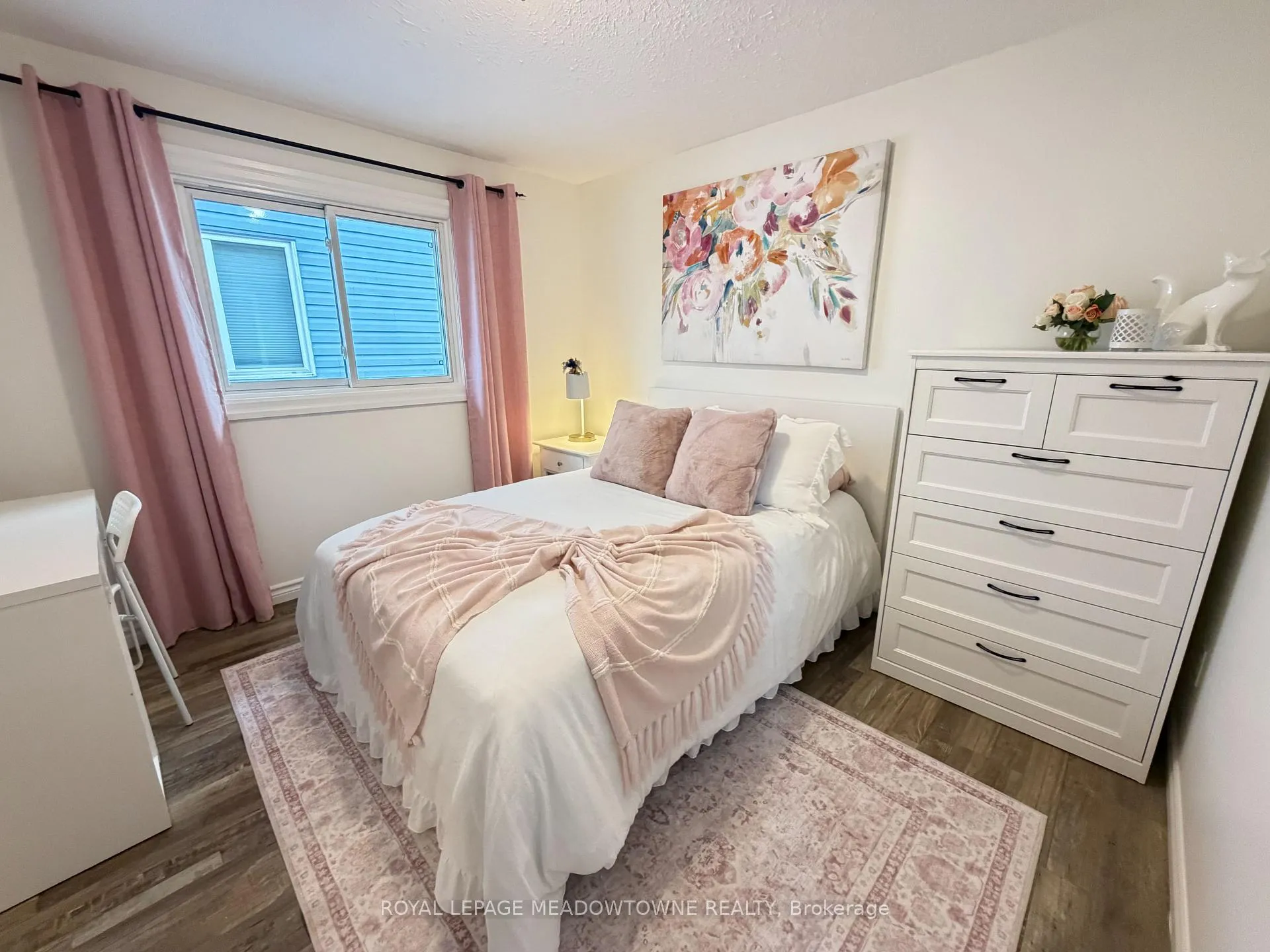 Photo 32 of 92 Chesterton Lane, Guelph, Grange Road — HOMEH
