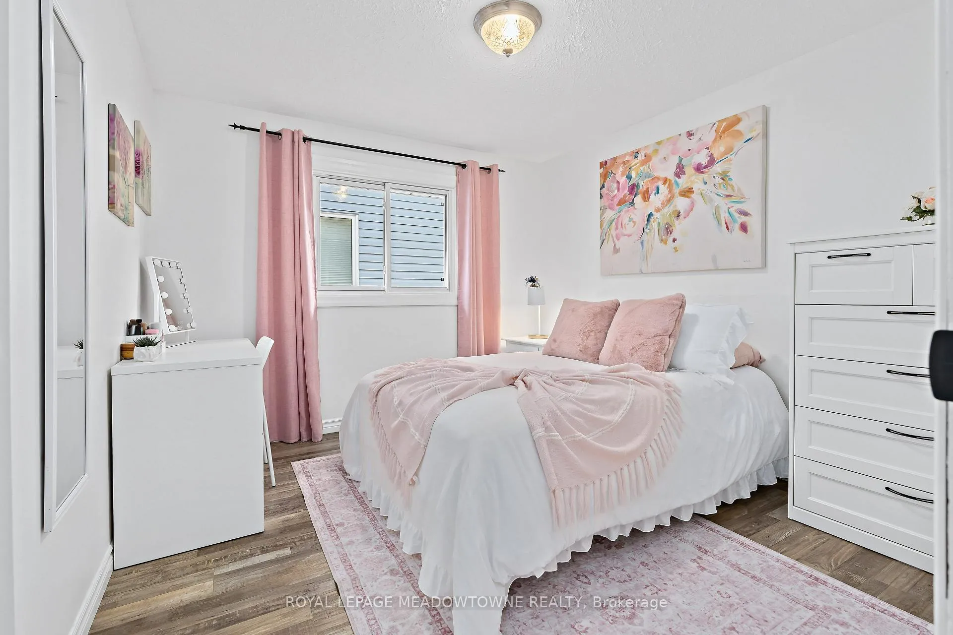 Photo 33 of 92 Chesterton Lane, Guelph, Grange Road — HOMEH