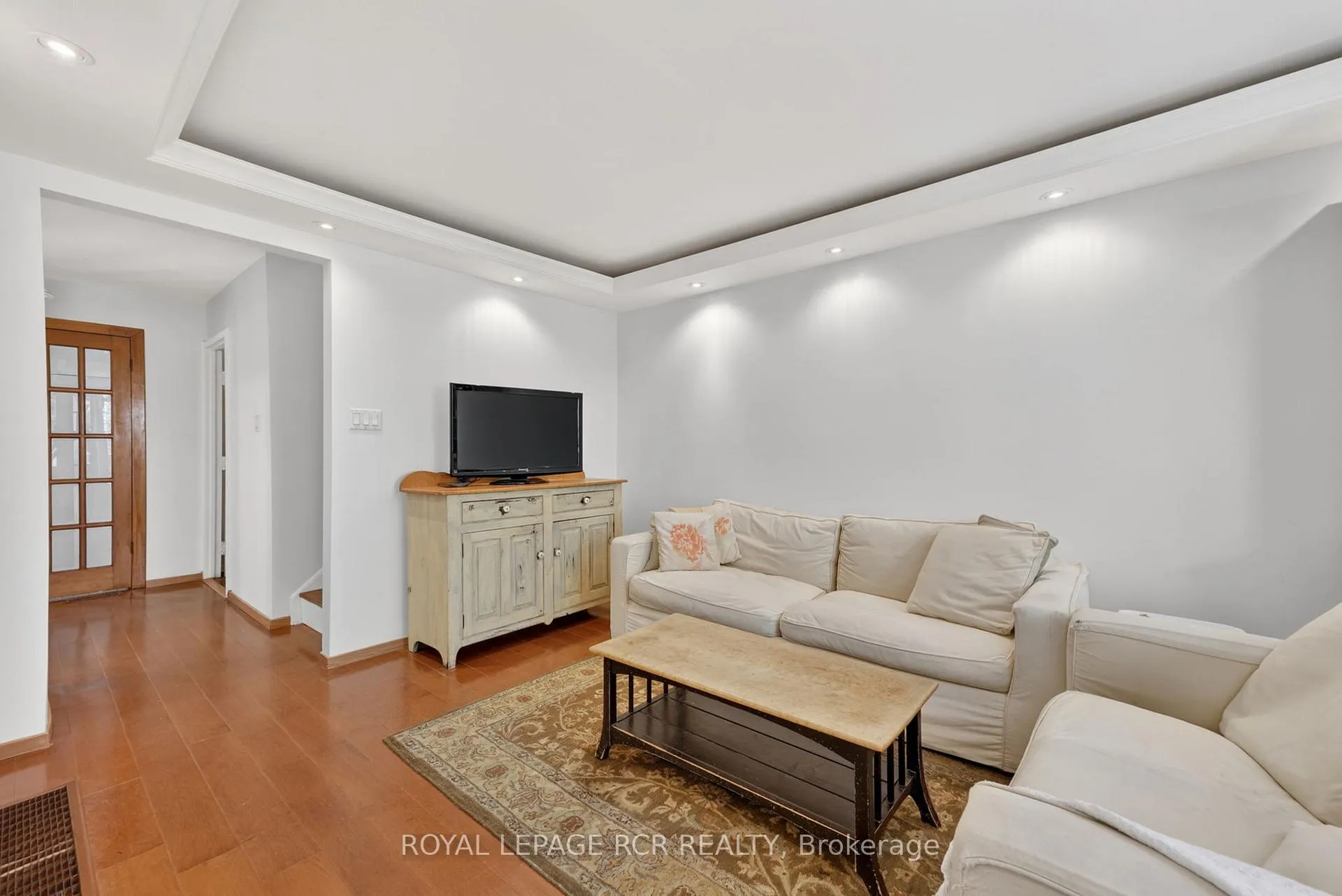 Photo 7 of 758 Beman Drive, Newmarket, Huron Heights-Leslie Valley — HOMEH