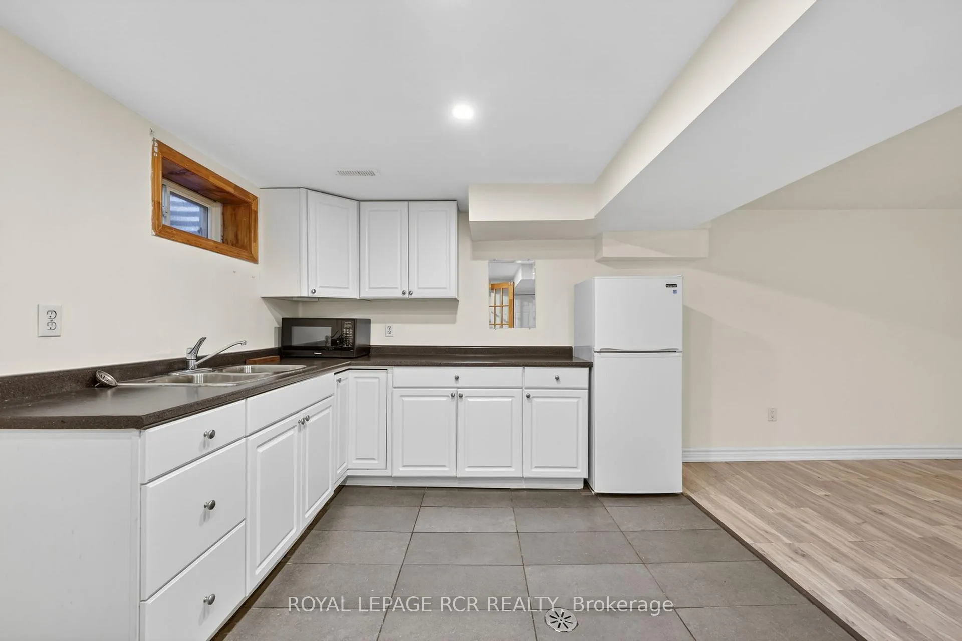 Photo 15 of 758 Beman Drive, Newmarket, Huron Heights-Leslie Valley — HOMEH