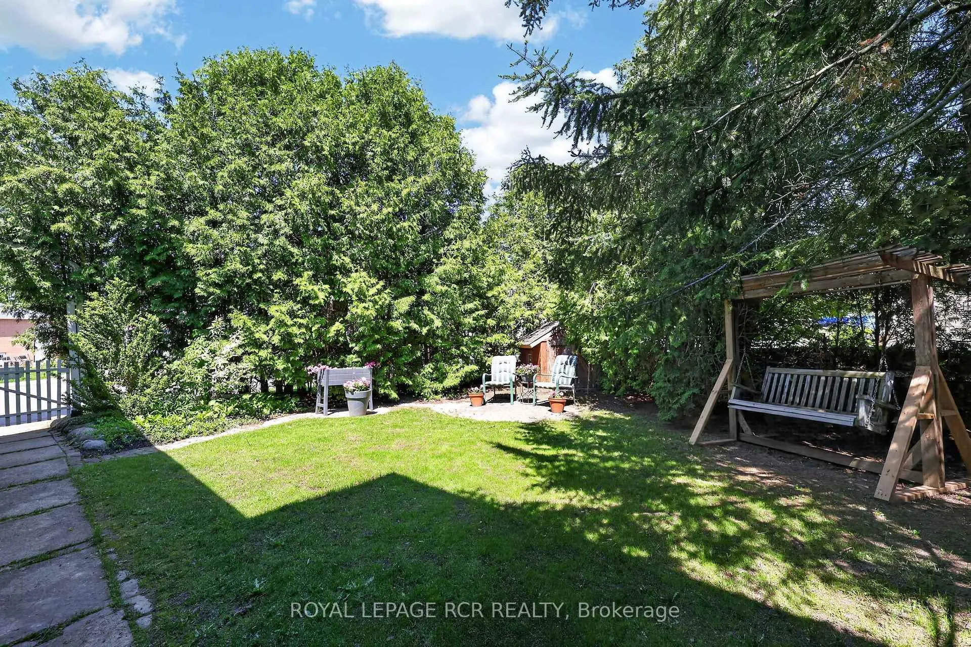 Photo 20 of 758 Beman Drive, Newmarket, Huron Heights-Leslie Valley — HOMEH