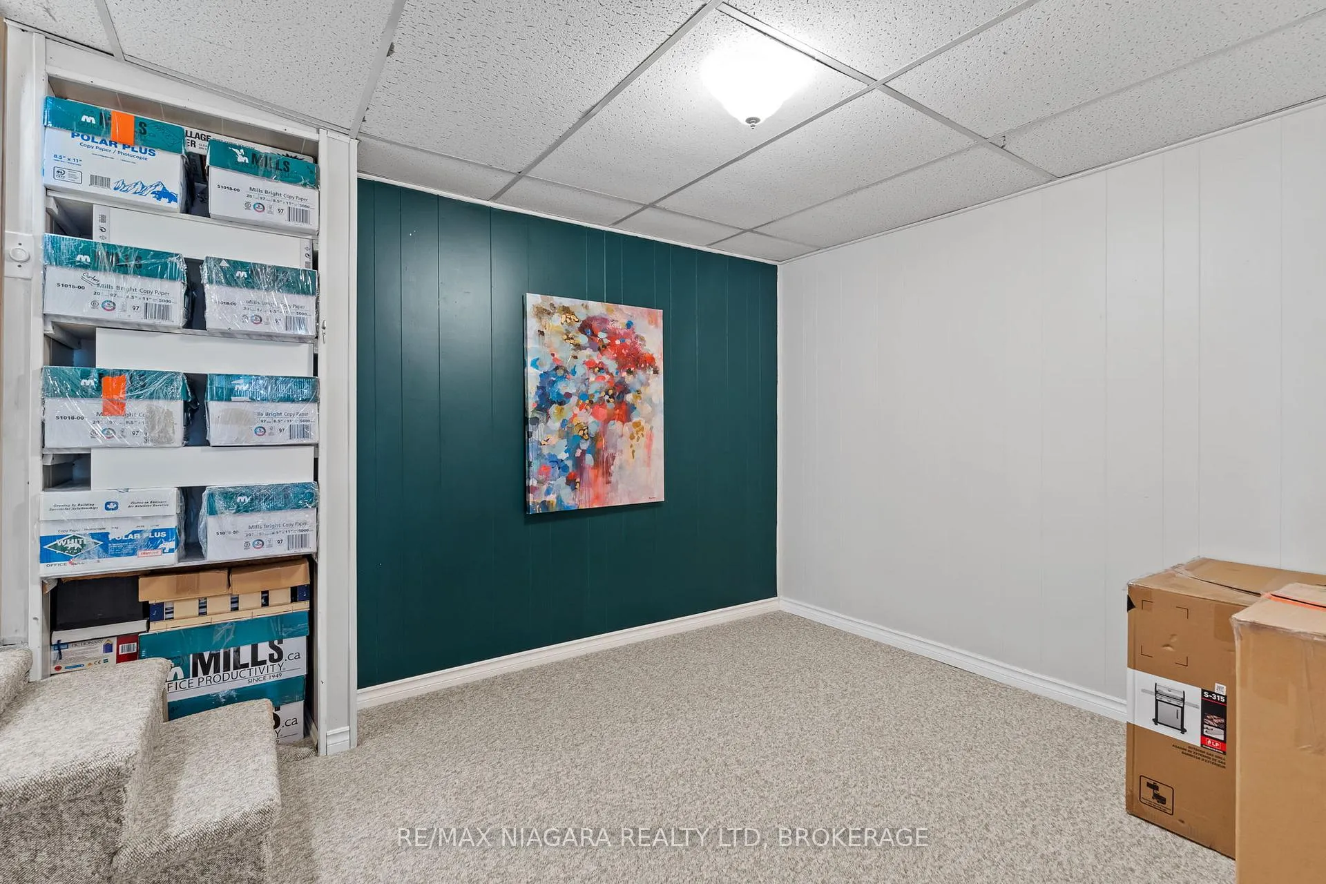 Photo 16 of 21 Allan Drive, St. Catharines, Fairview — HOMEH