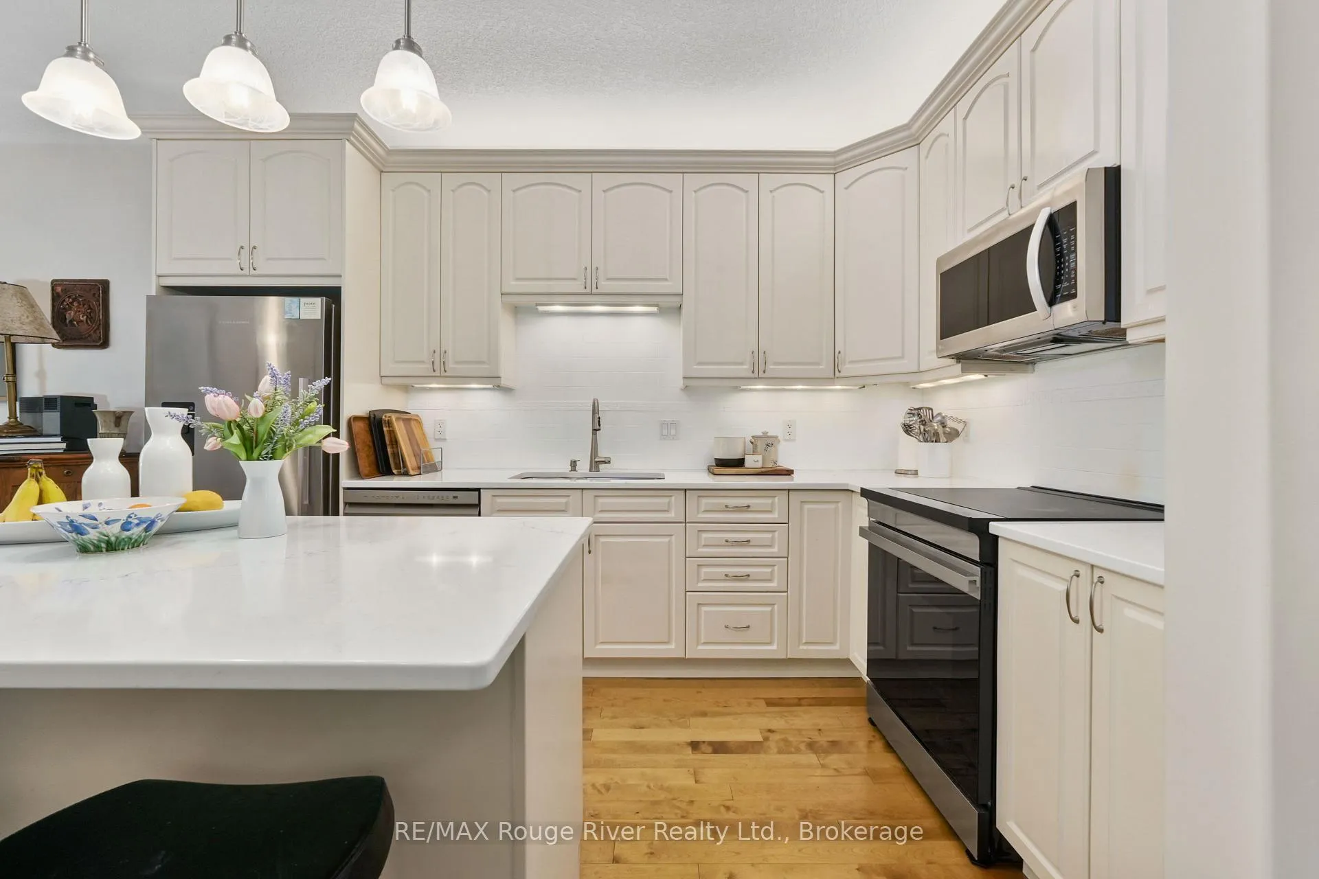 Photo 12 of Unit 903, 120 University Avenue E, Cobourg — HOMEH