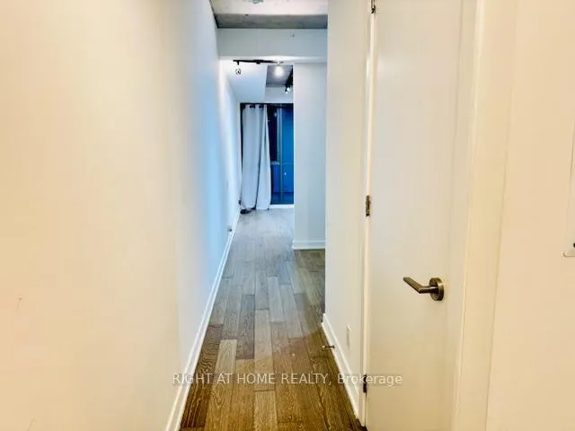 Photo 8 of Unit 304, 39 Brant Street, Toronto, Waterfront Communities — HOMEH