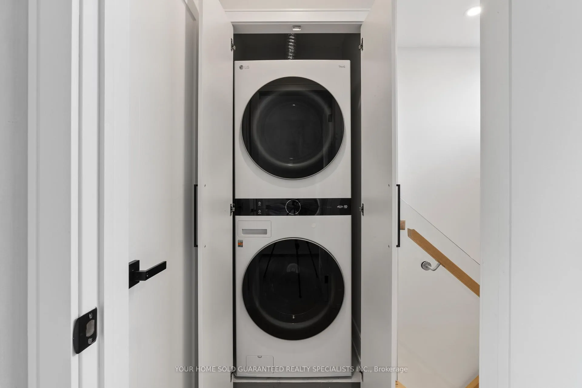 Photo 20 of Unit 52, 146 Milestone Crescent, Aurora, Aurora Village — HOMEH