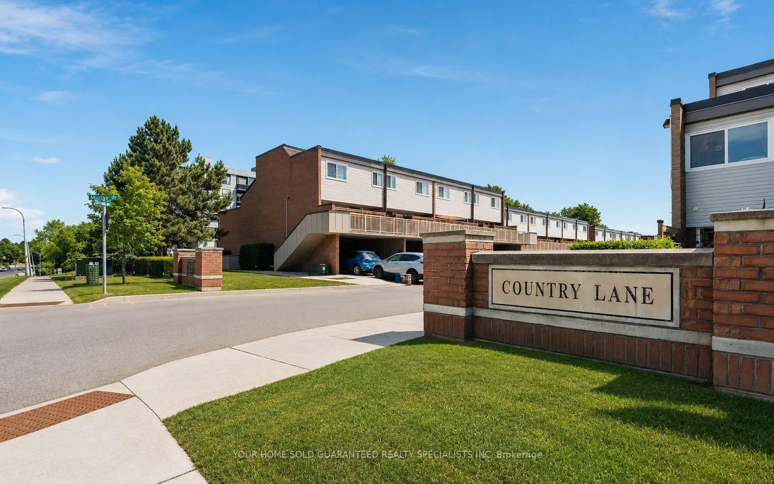 Photo 24 of Unit 52, 146 Milestone Crescent, Aurora, Aurora Village — HOMEH