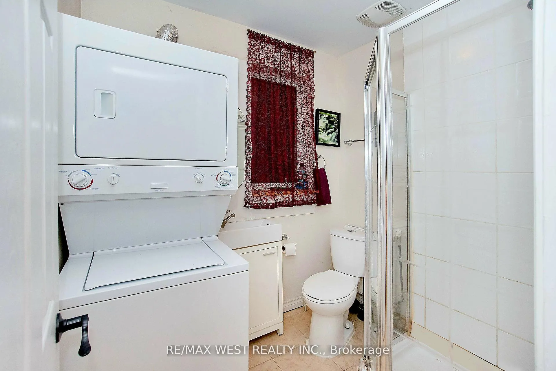 Photo 6 of Unit 2nd, 237 Vaughan Road, Toronto, Oakwood Village — HOMEH