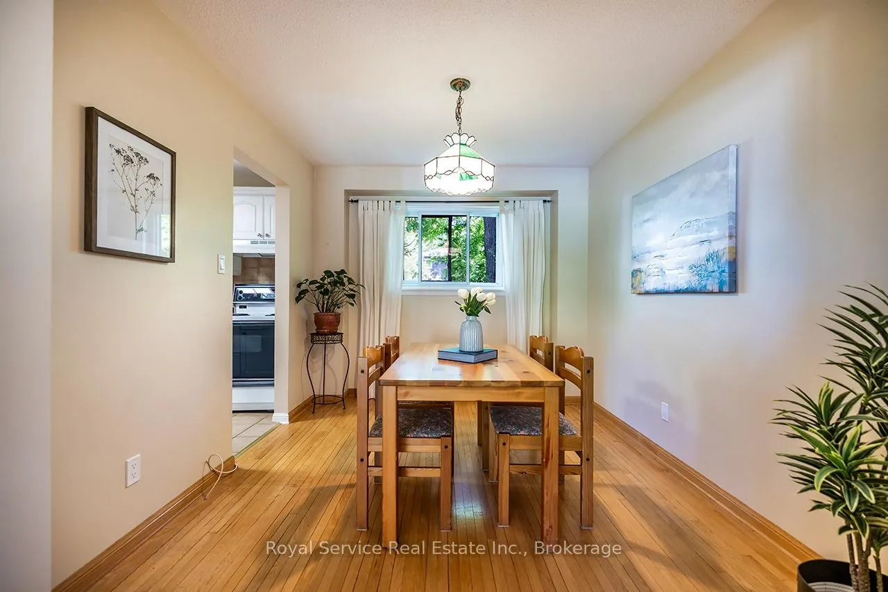 Photo 7 of 17 Gorsey Square, Scarborough, Malvern — HOMEH