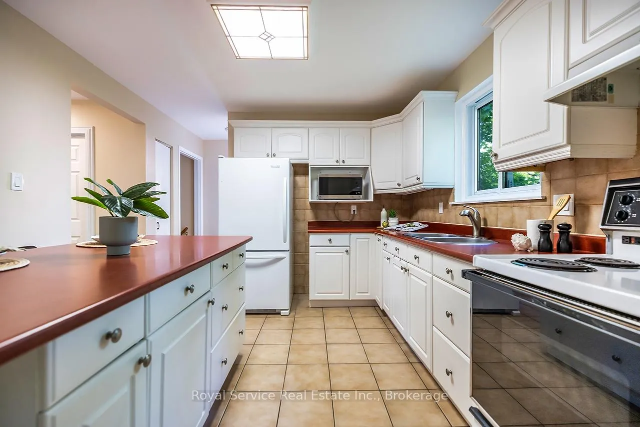 Photo 10 of 17 Gorsey Square, Scarborough, Malvern — HOMEH