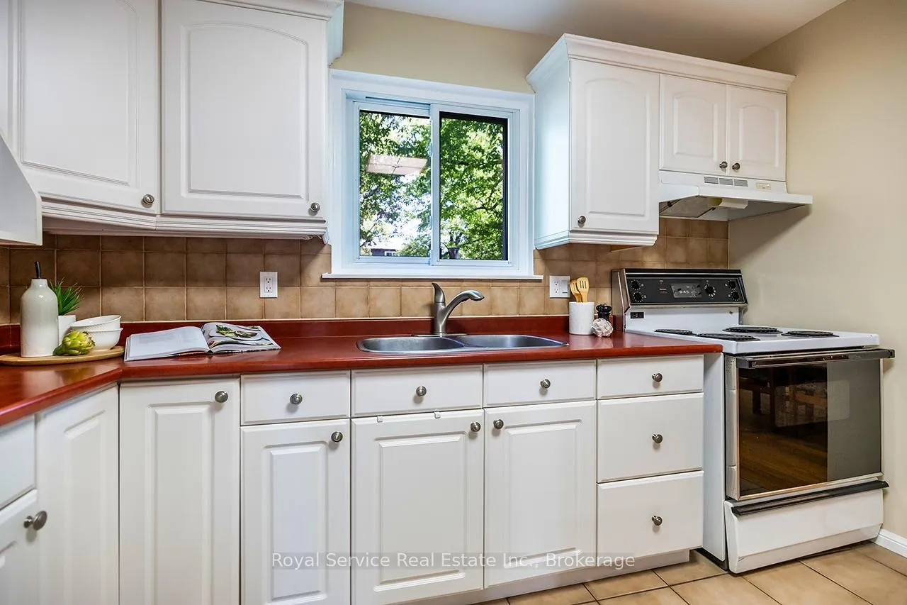 Photo 11 of 17 Gorsey Square, Scarborough, Malvern — HOMEH