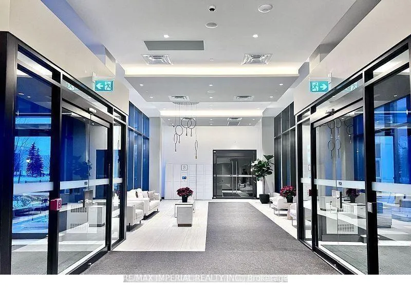 Photo 5 of Unit 806, 10 Honeycrisp Crescent, Vaughan, Vaughan Corporate Centre — HOMEH
