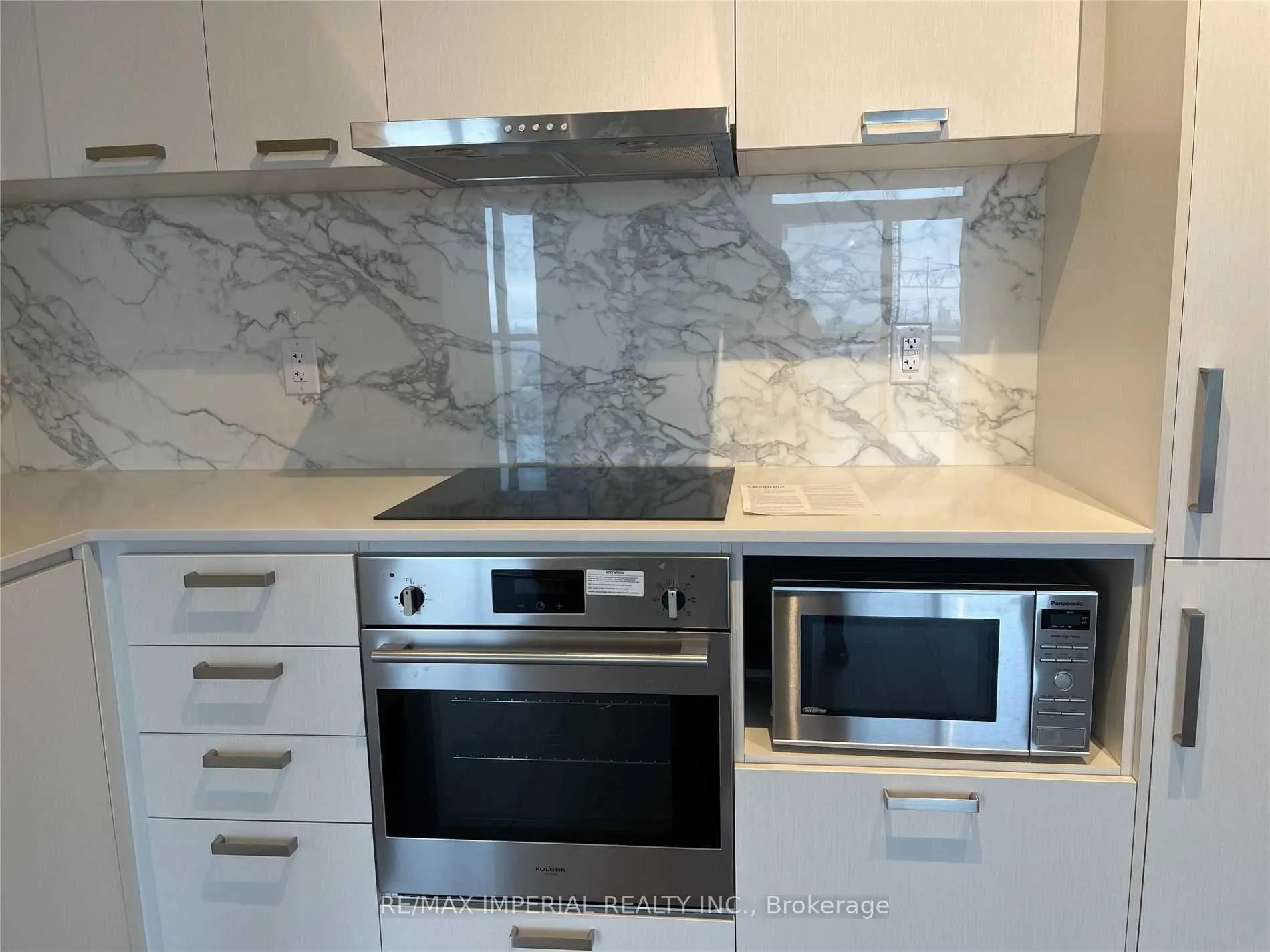 Photo 17 of Unit 806, 10 Honeycrisp Crescent, Vaughan, Vaughan Corporate Centre — HOMEH