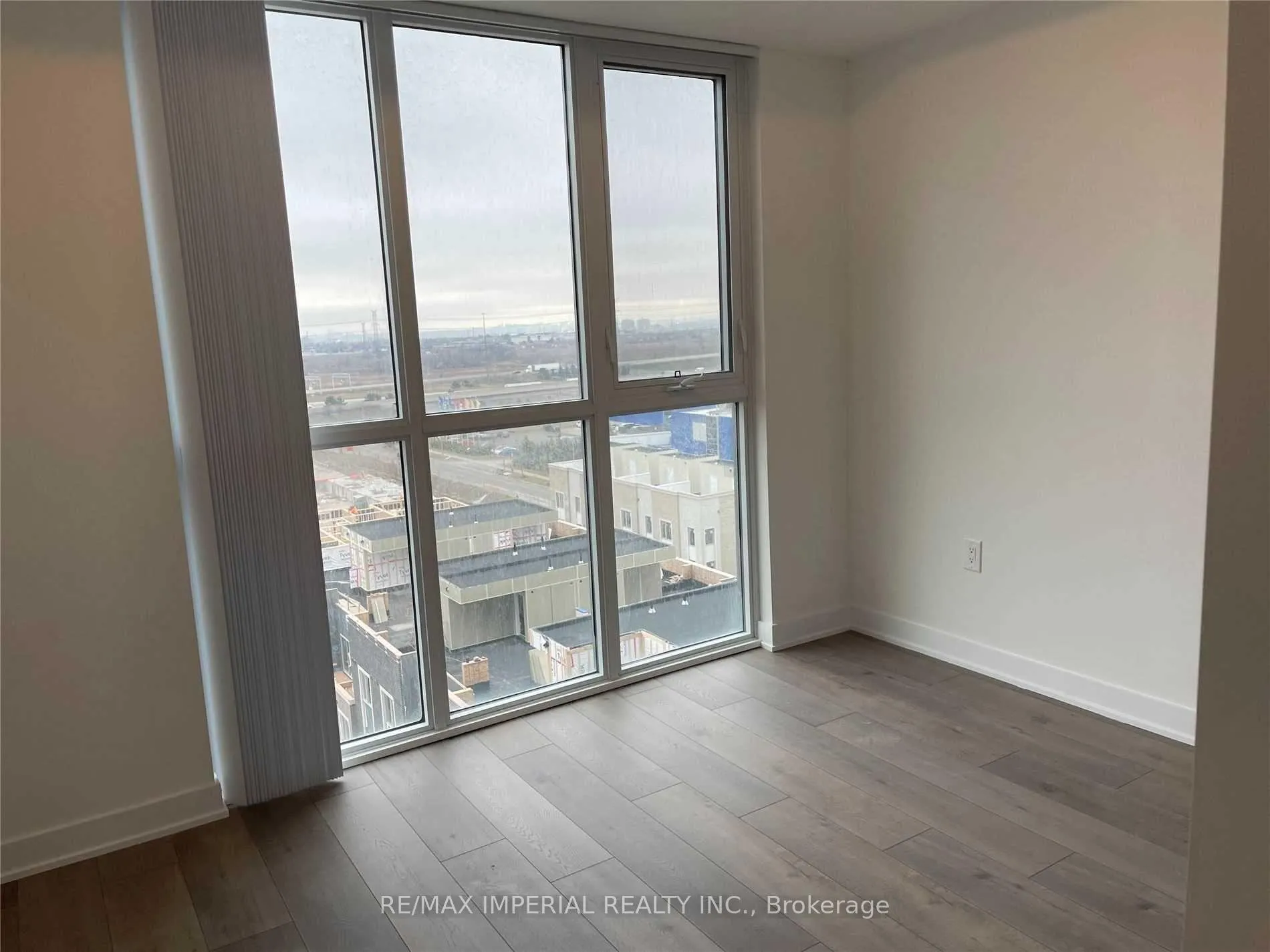 Photo 26 of Unit 806, 10 Honeycrisp Crescent, Vaughan, Vaughan Corporate Centre — HOMEH