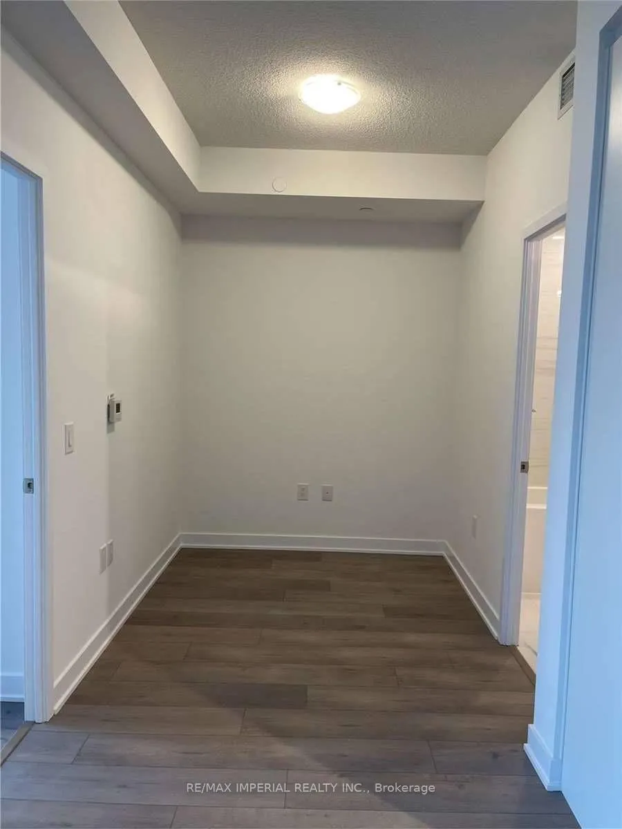 Photo 31 of Unit 806, 10 Honeycrisp Crescent, Vaughan, Vaughan Corporate Centre — HOMEH
