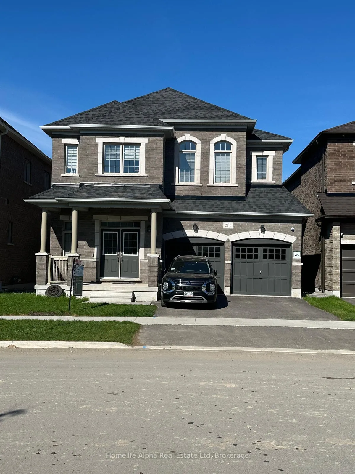 Photo 2 of 2210 Cayenne Street, Oshawa, Kedron — HOMEH