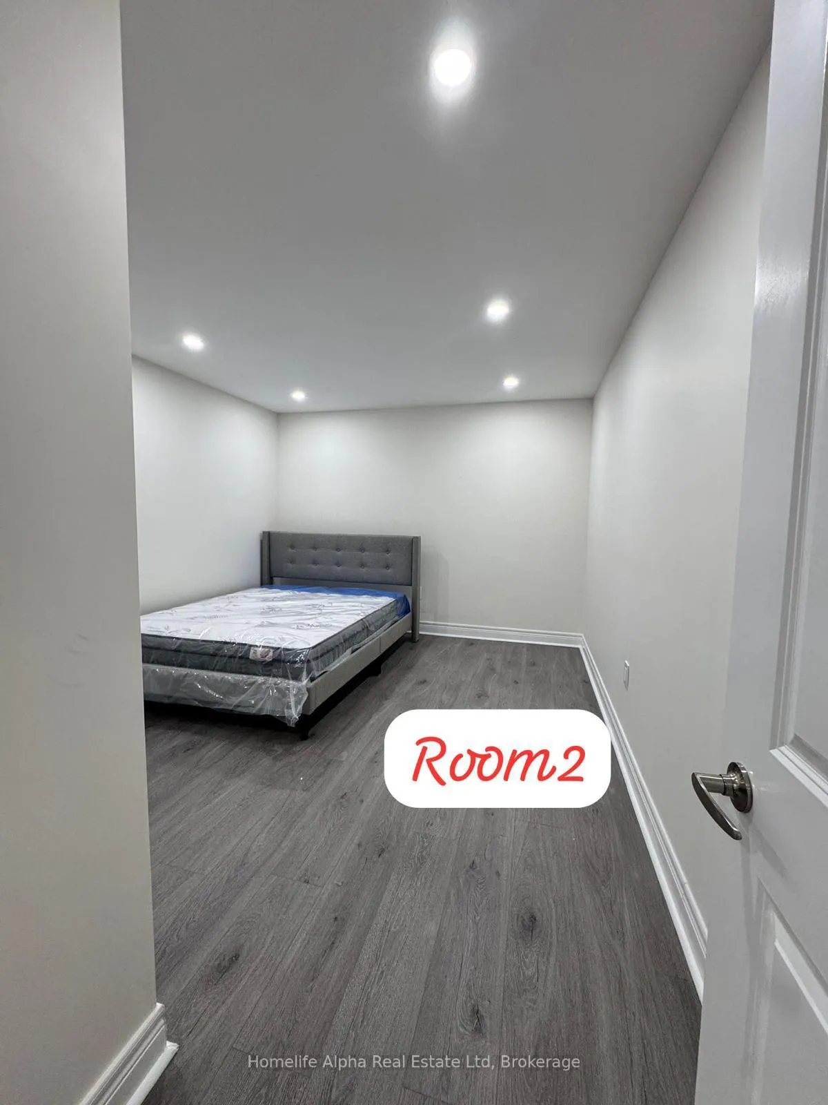 Photo 3 of 2210 Cayenne Street, Oshawa, Kedron — HOMEH
