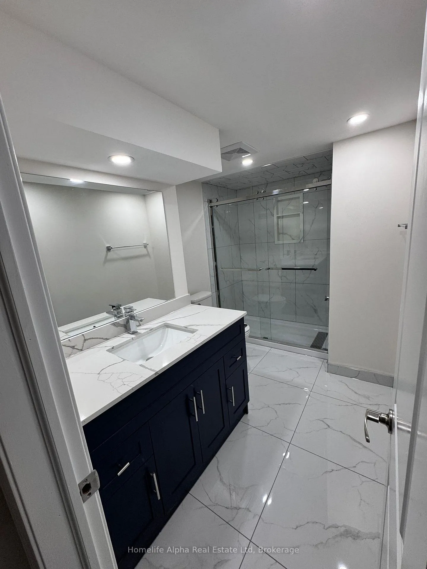 Photo 8 of 2210 Cayenne Street, Oshawa, Kedron — HOMEH