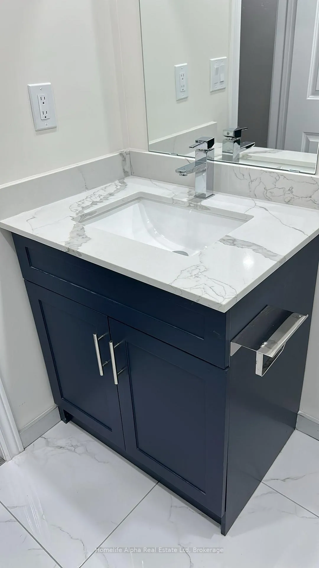 Photo 9 of 2210 Cayenne Street, Oshawa, Kedron — HOMEH