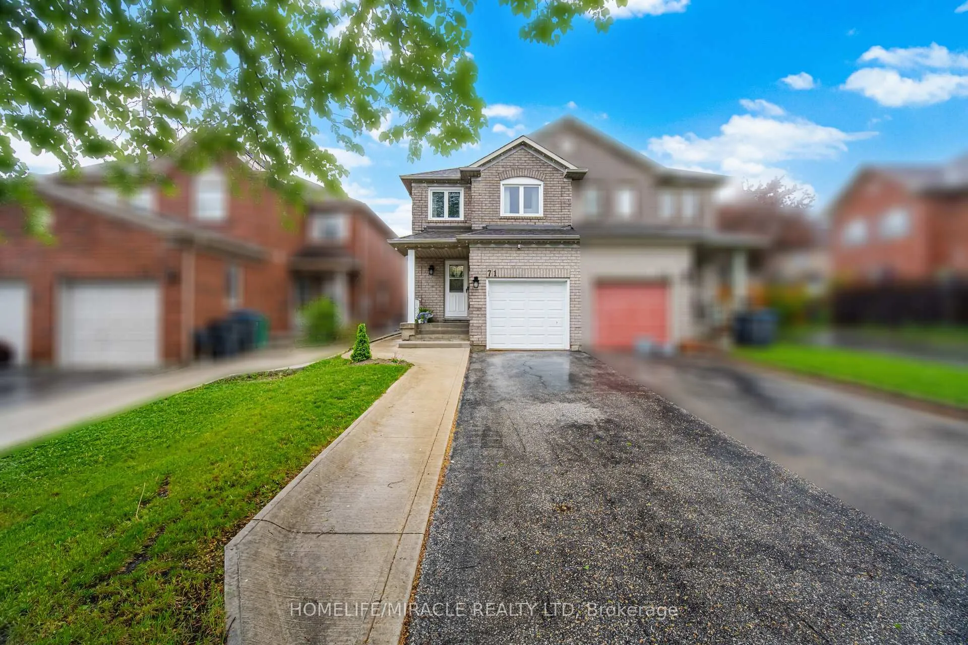 Photo 2 of 71 Dandelion Road, Brampton, Sandringham-Wellington — HOMEH