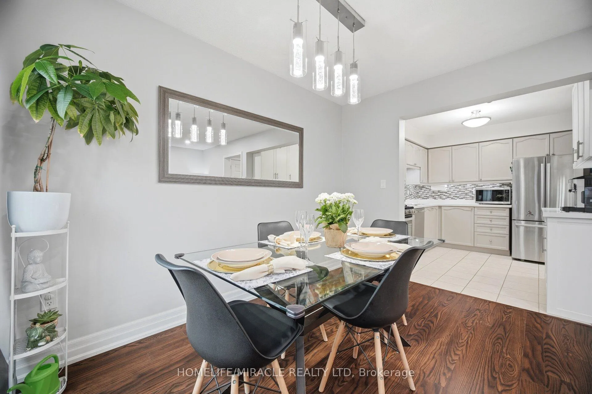 Photo 12 of 71 Dandelion Road, Brampton, Sandringham-Wellington — HOMEH