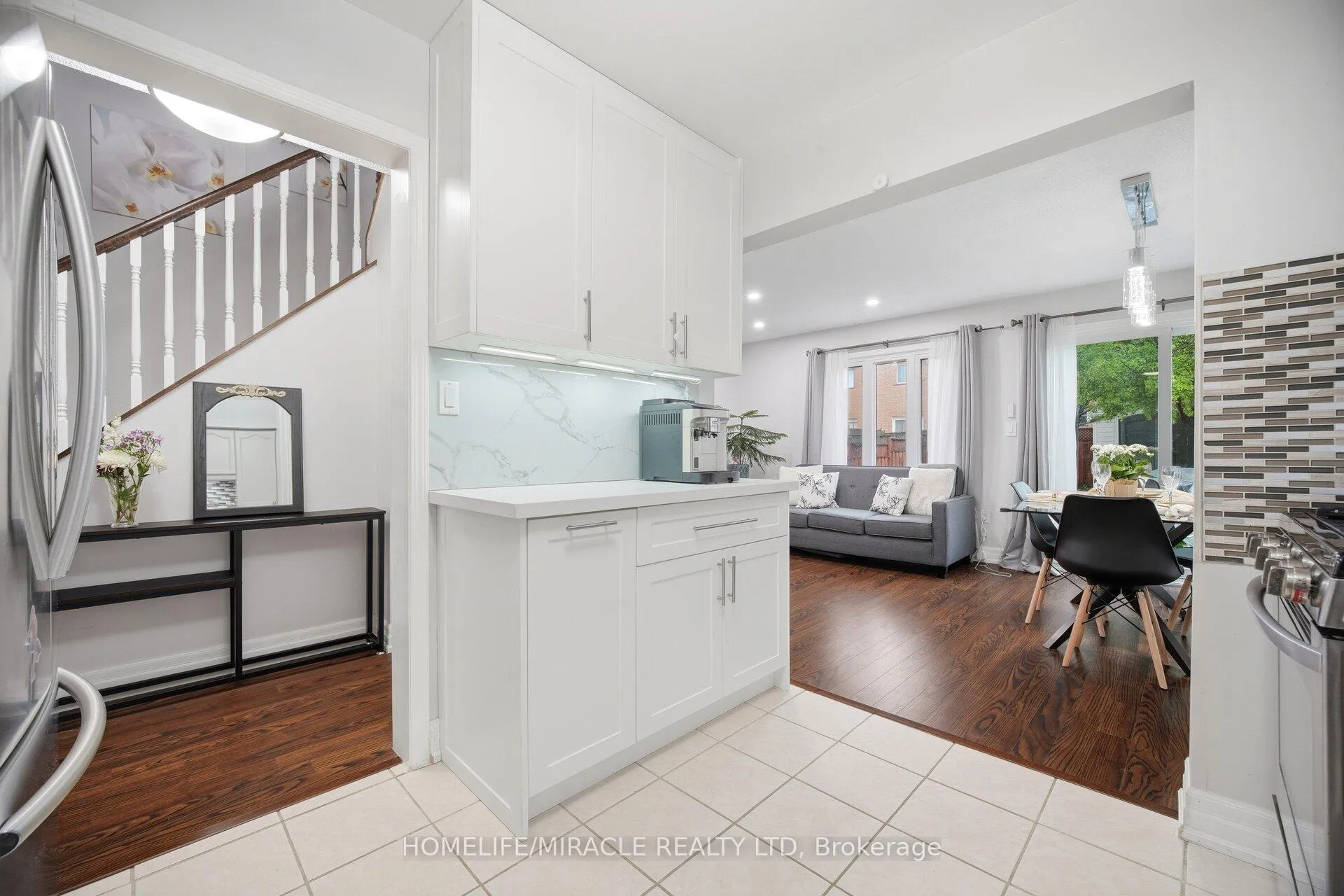 Photo 19 of 71 Dandelion Road, Brampton, Sandringham-Wellington — HOMEH