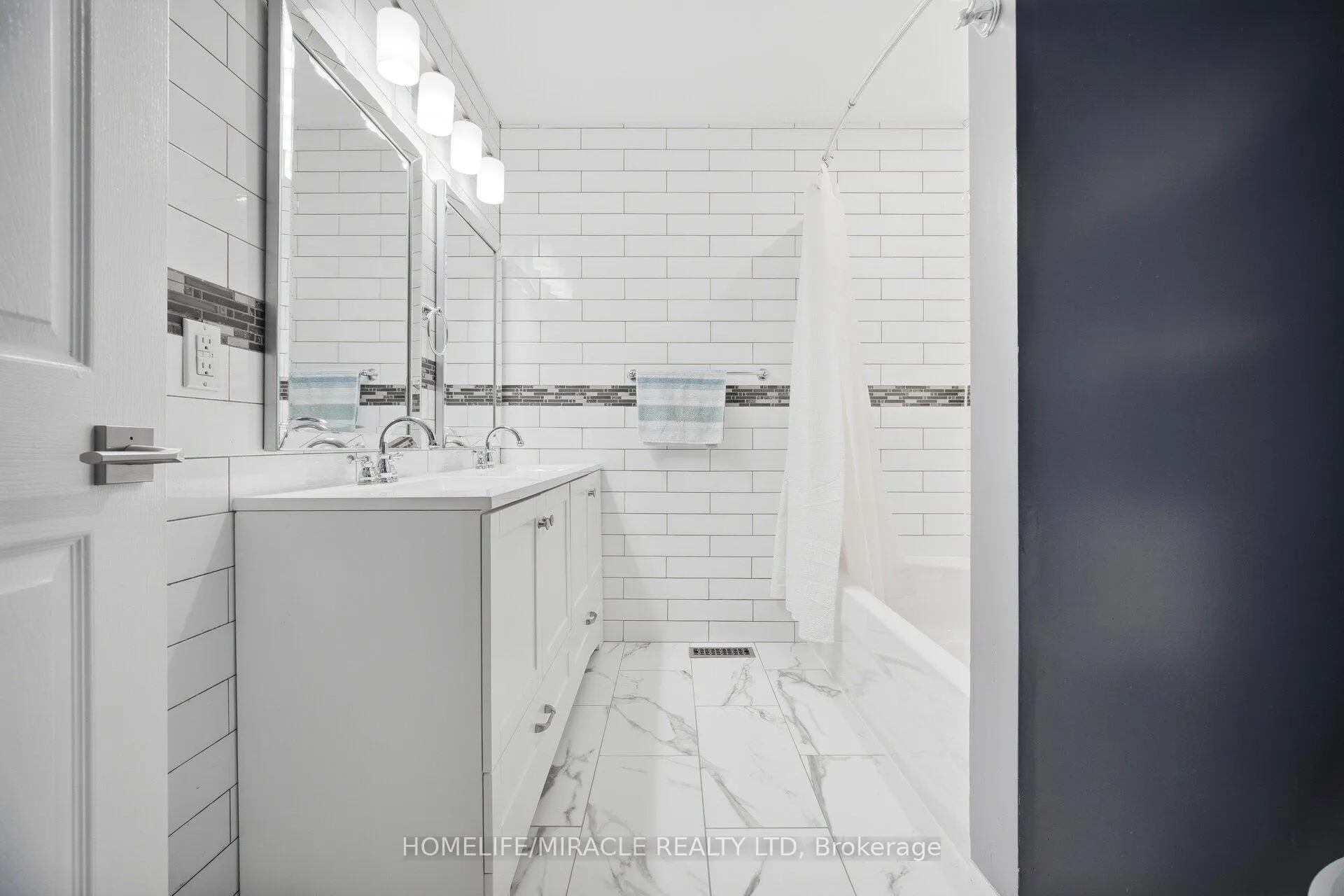 Photo 28 of 71 Dandelion Road, Brampton, Sandringham-Wellington — HOMEH